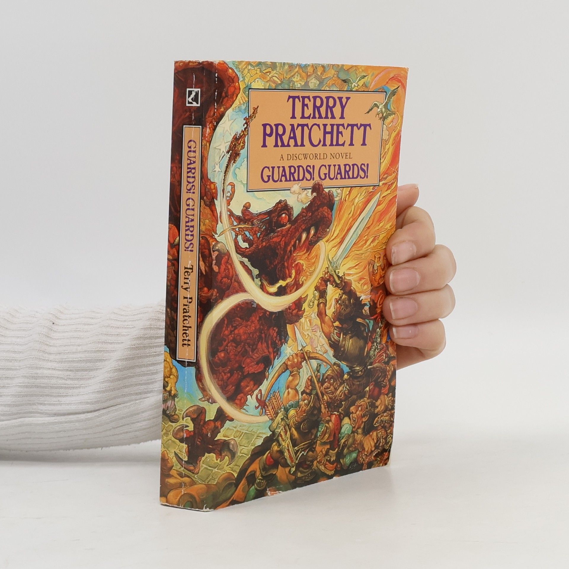 Terry Pratchett Guards! Guards!