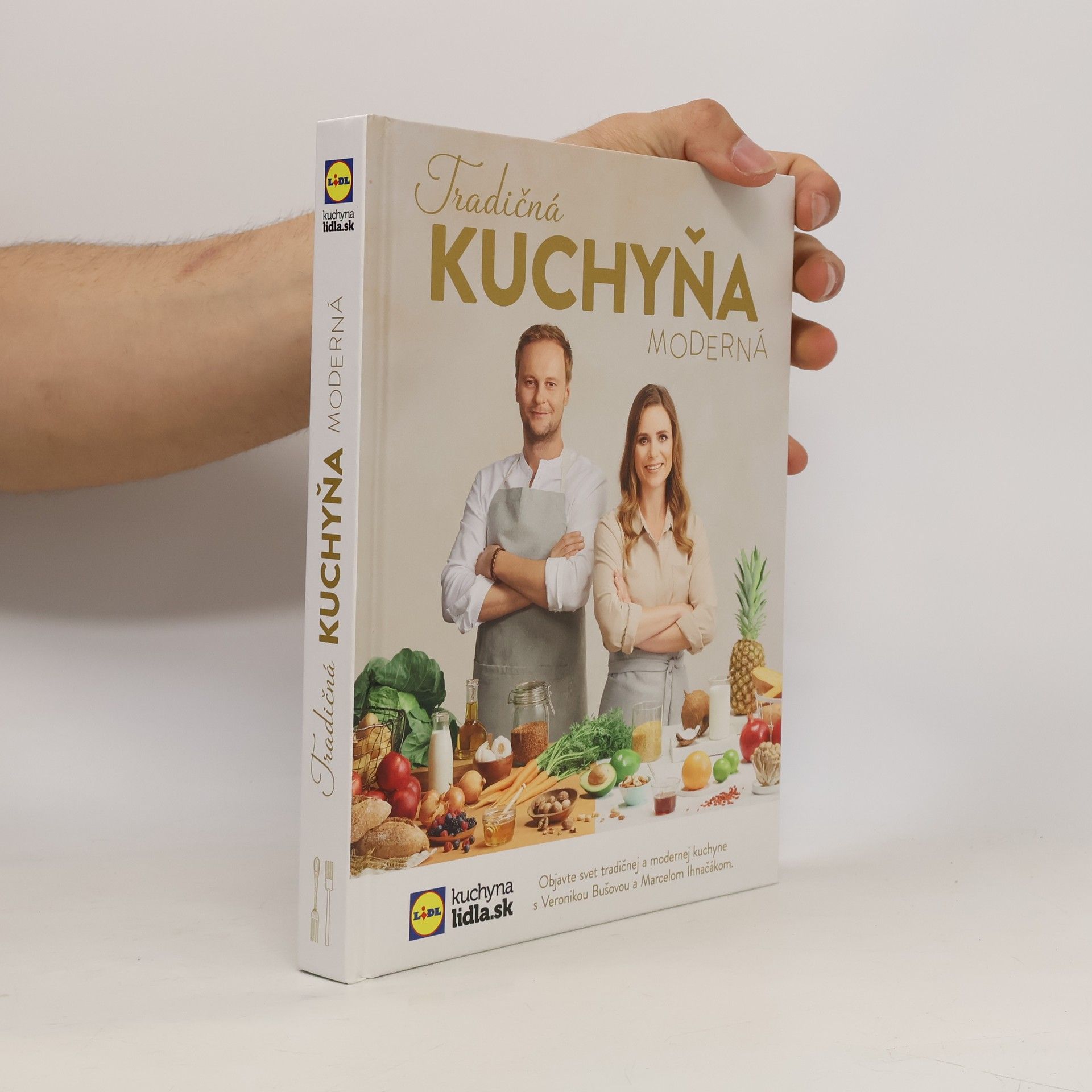 Veronika Bušová Tradičná kuchyňa moderná