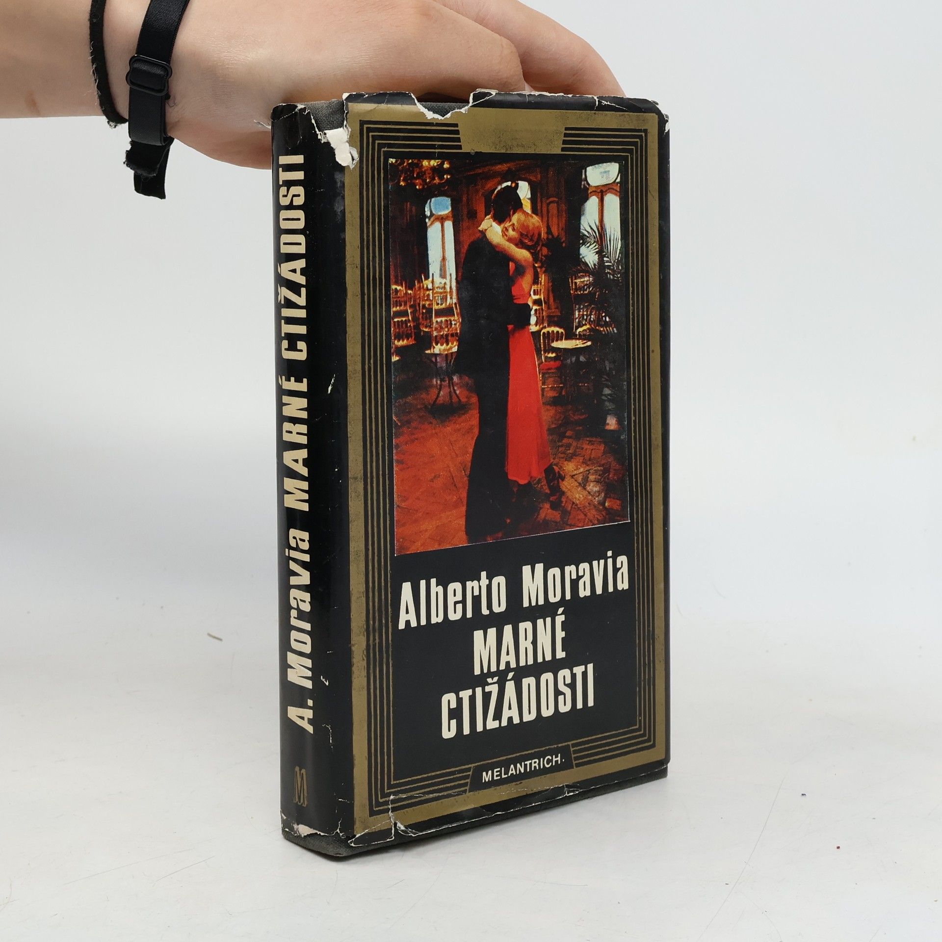 Alberto Moravia Marné ctižádosti
