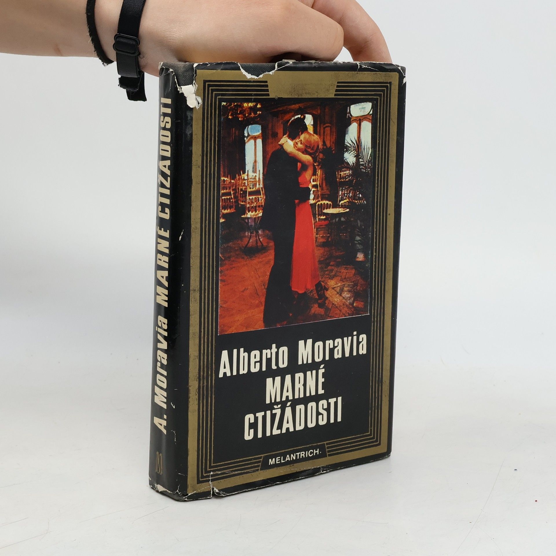 Alberto Moravia Marné ctižádosti