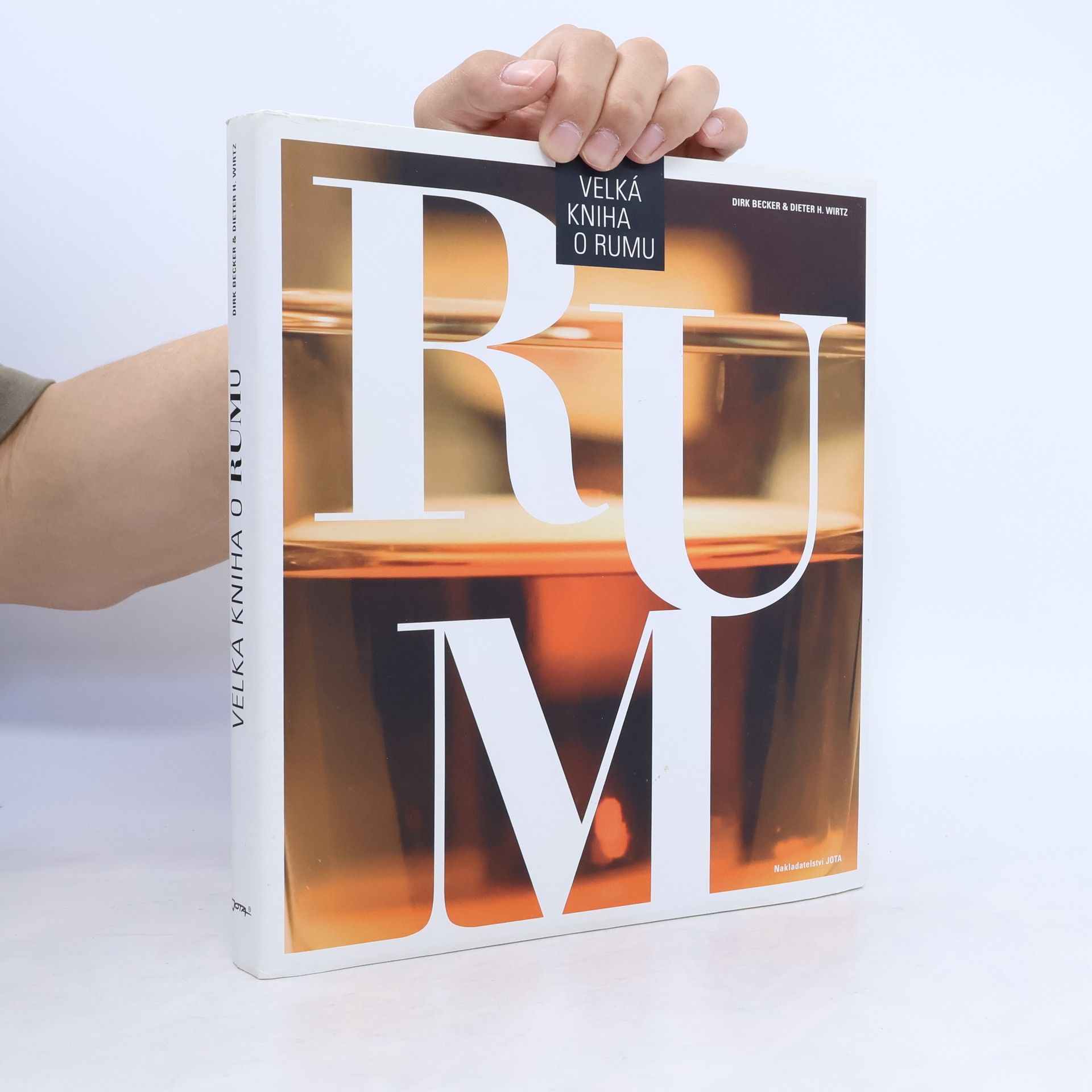 Dirk Becker Velká kniha o rumu