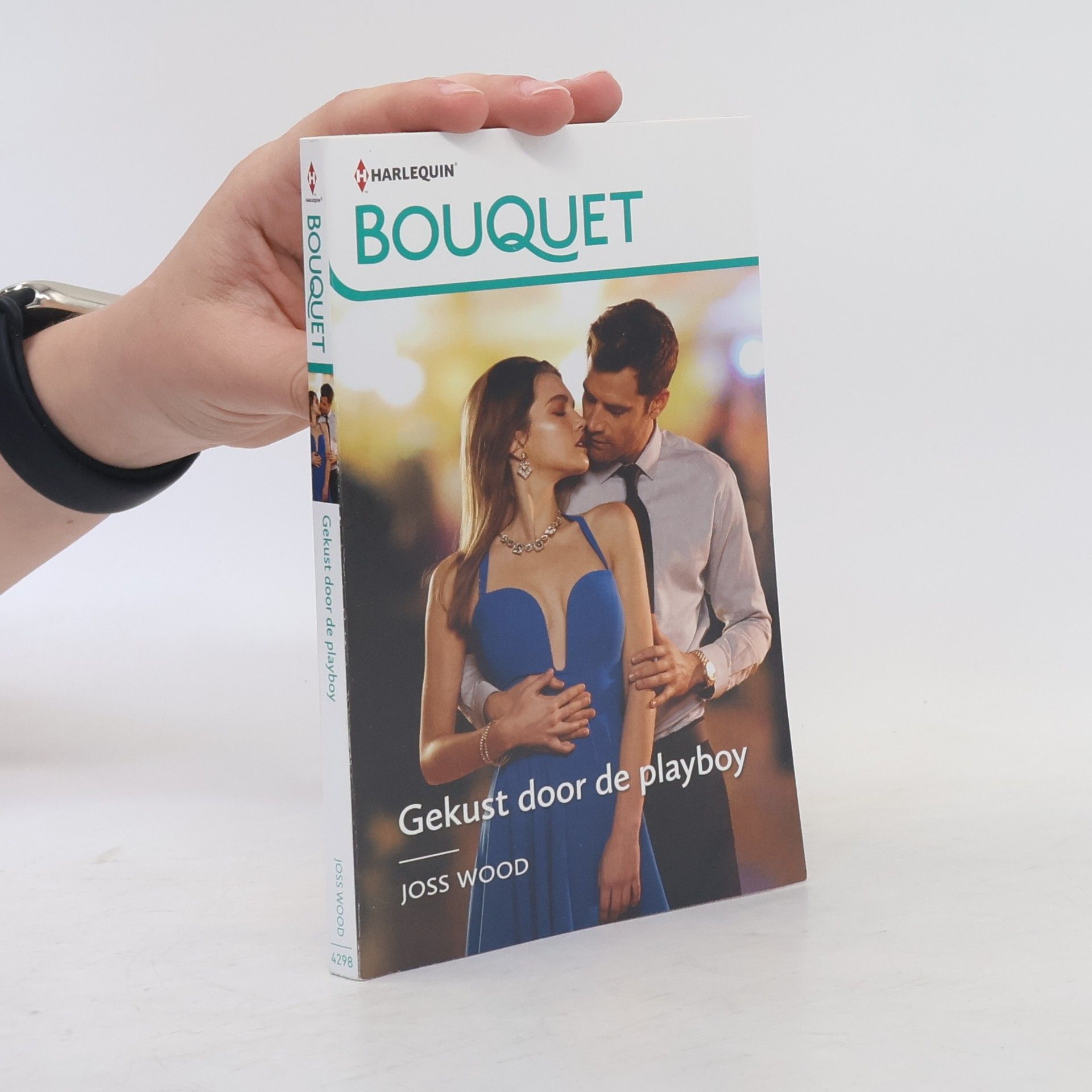 Bouquet - 4298: Gekust door de playboy