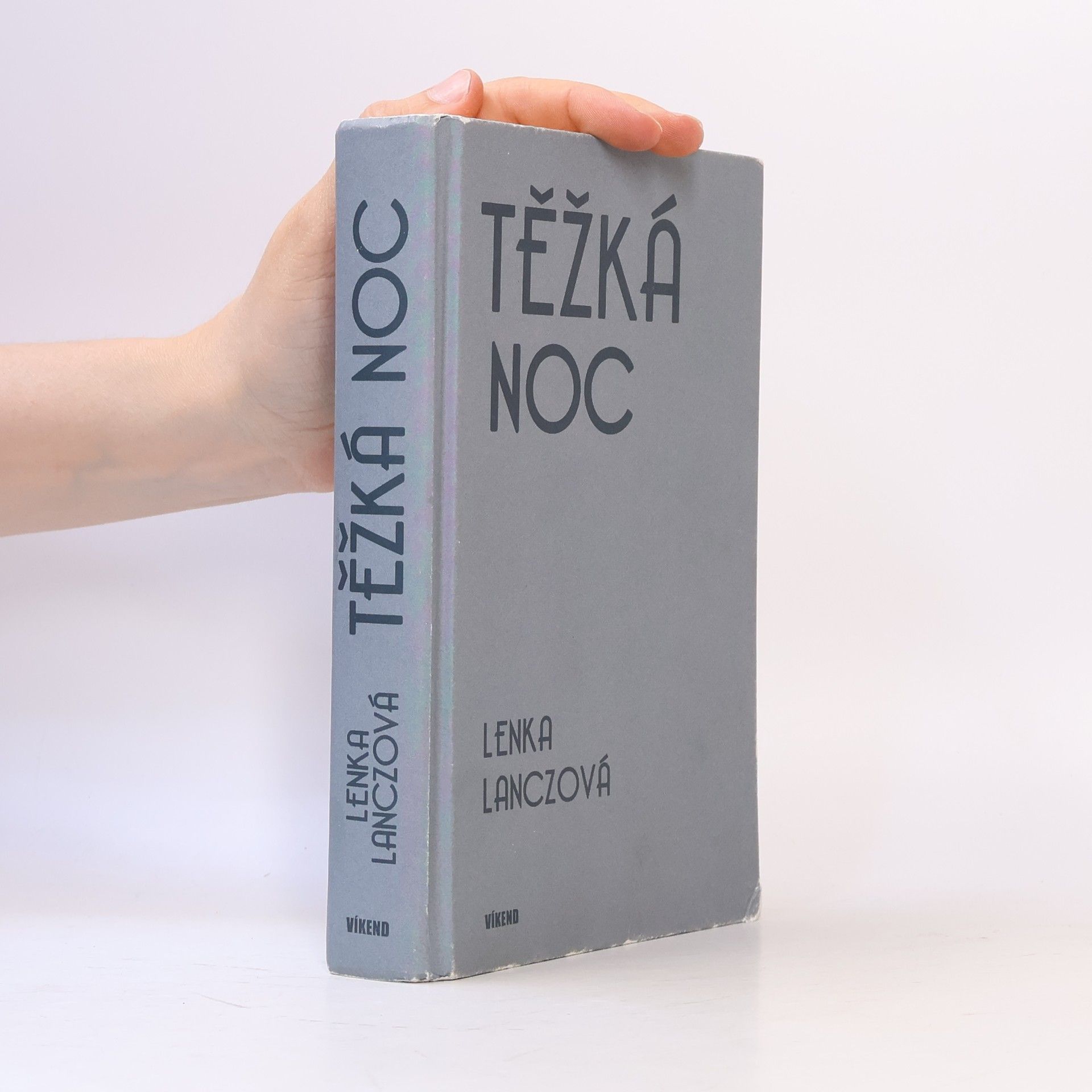 Lenka Lanczová Těžká noc