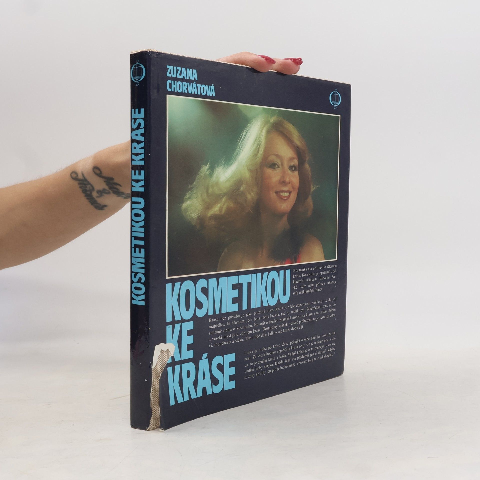 Kosmetikou ke kráse