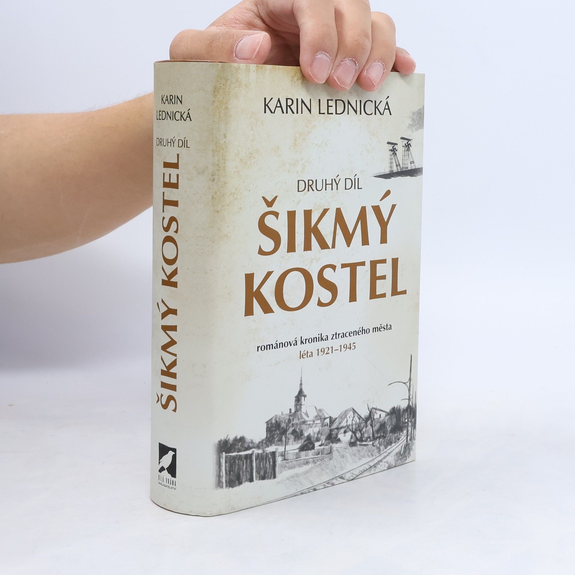 Karin Lednická Šikmý kostel 2