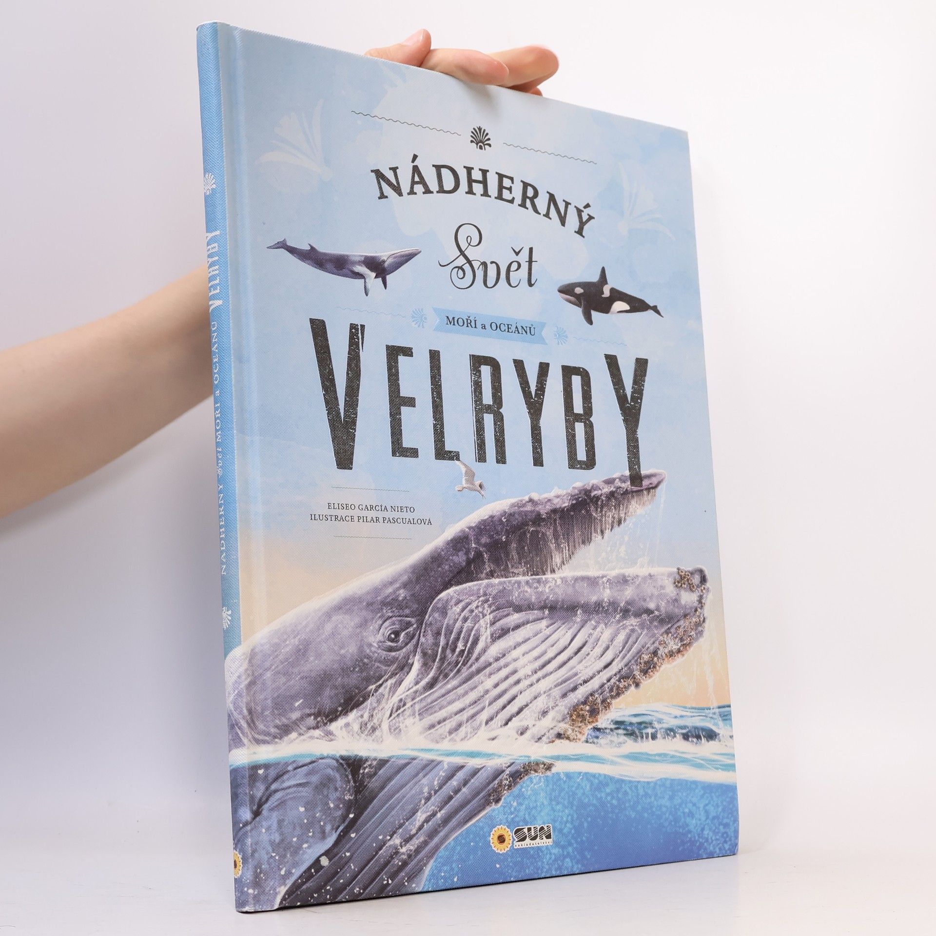 Pilar (Pascual García) Pascual Nádherný svět moří a oceánů. Velryby