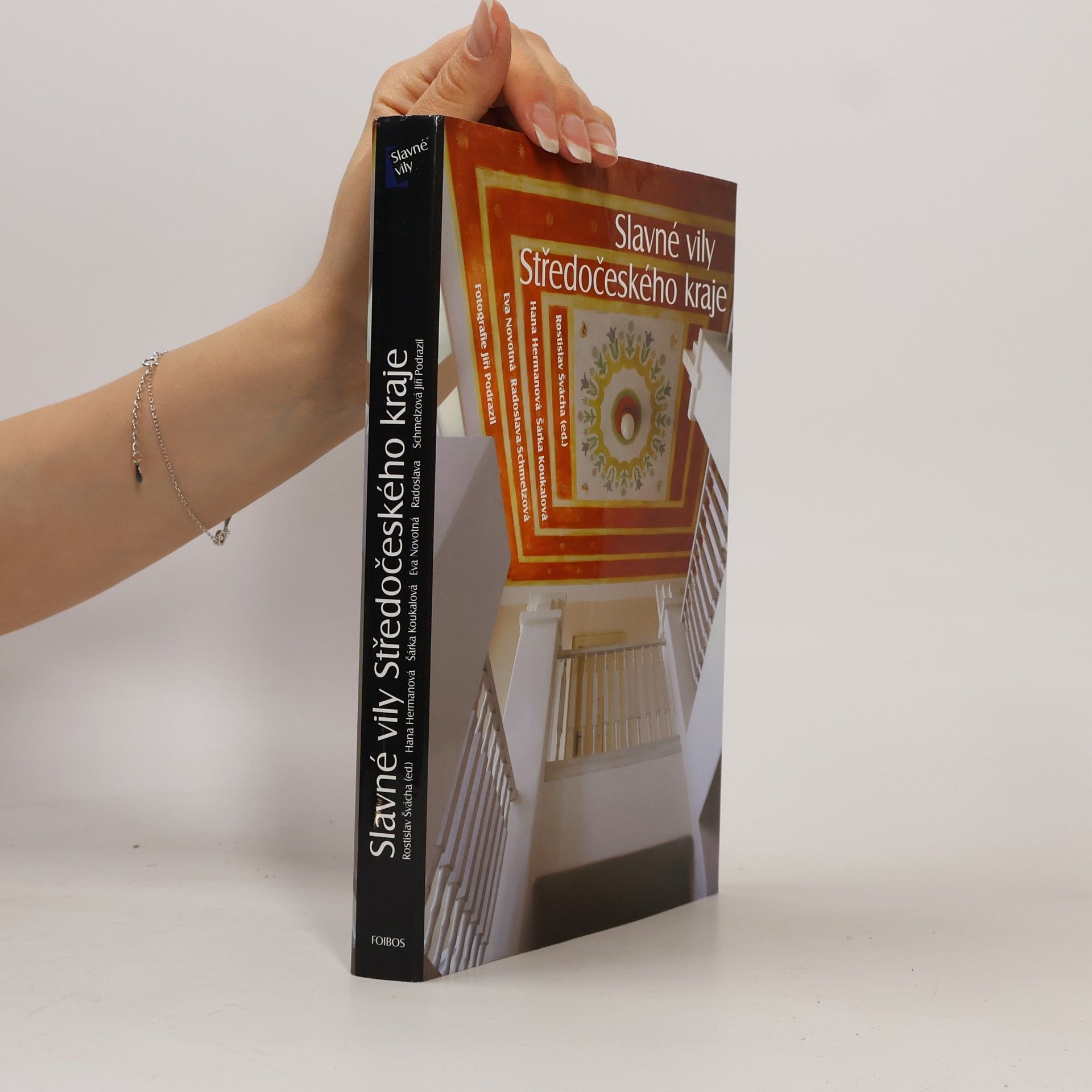 Autores varios Slavné vily Středočeského kraje