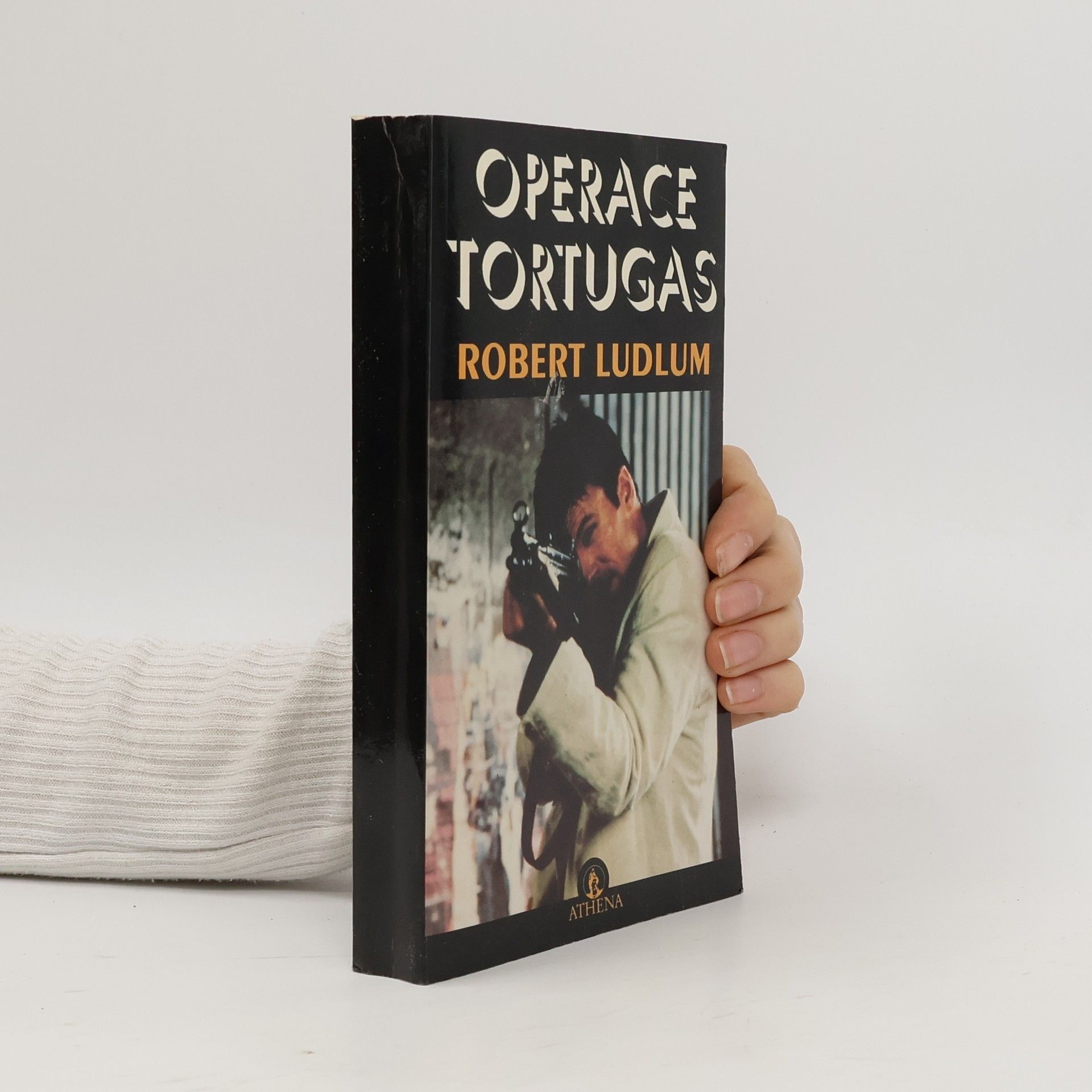 Robert Ludlum Operace Tortugas