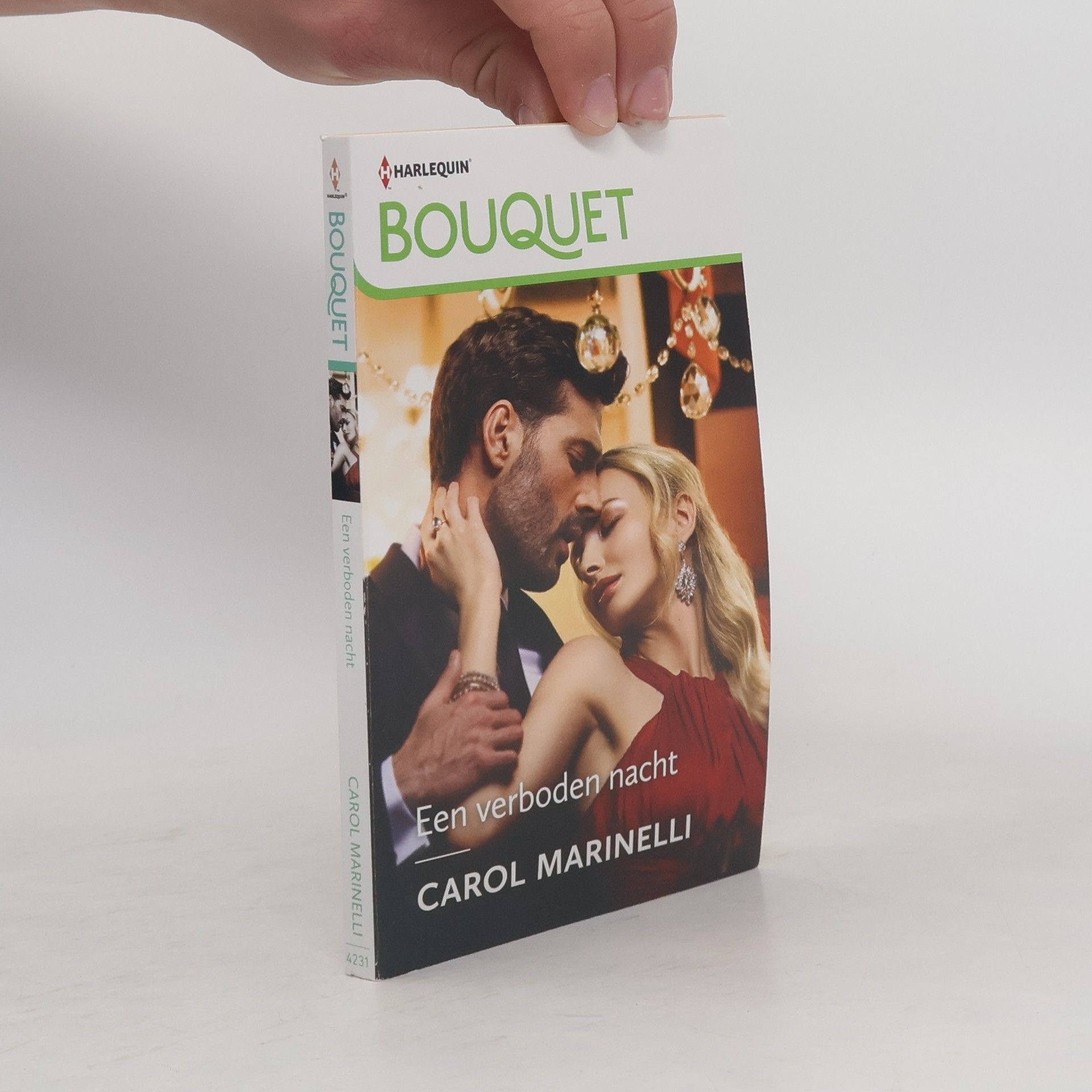 Carole Marinelli Een verboden nacht