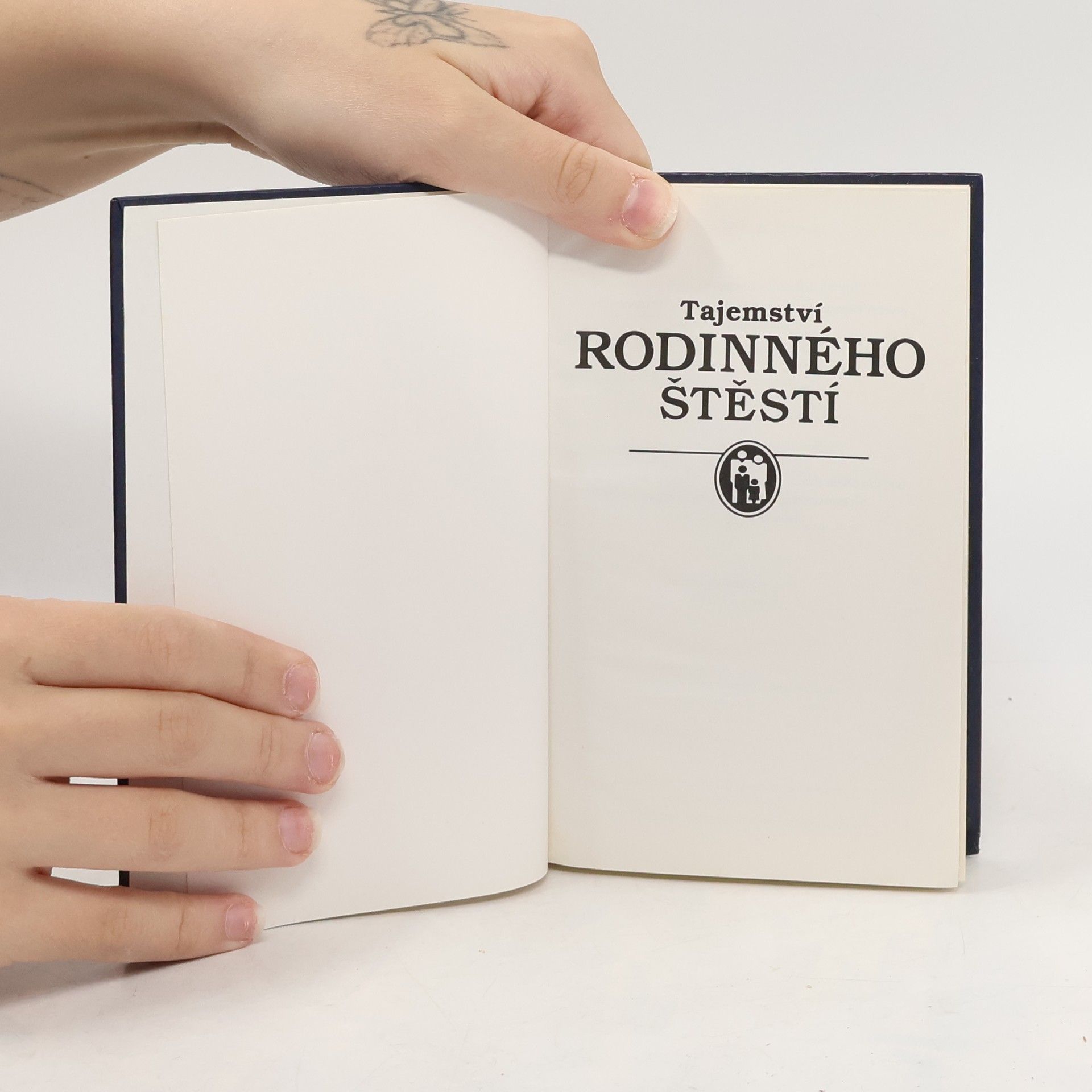 Kolektiv autorů Tajemství rodinného štěstí
