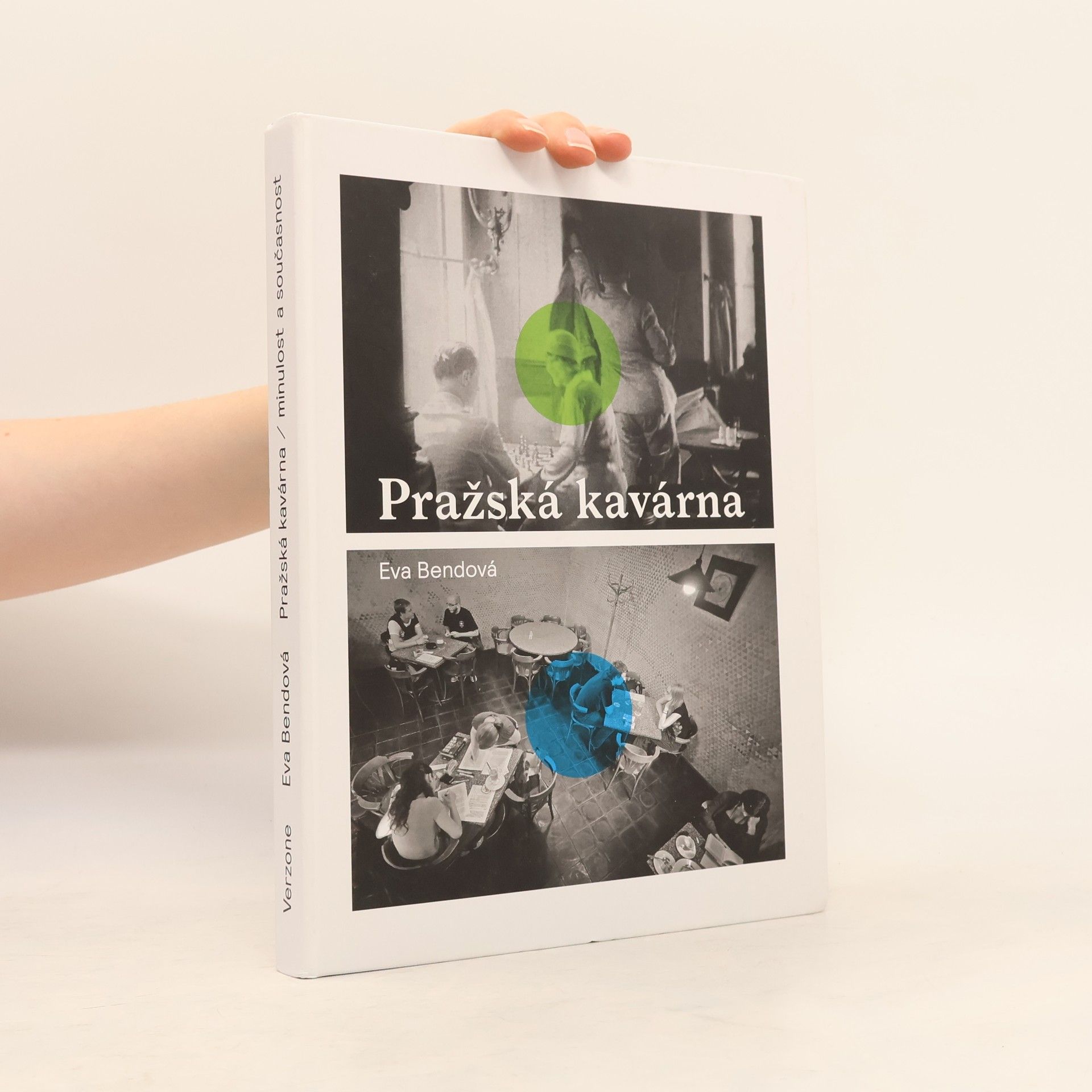 Eva Bendová Pražská kavárna