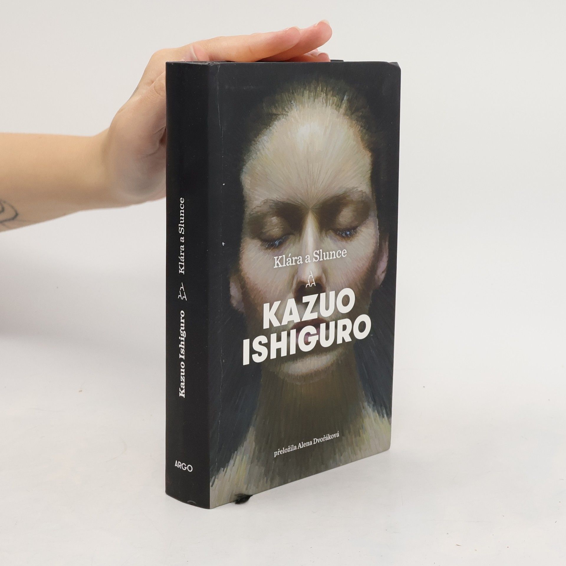 Kazuo Ishiguro Klára a Slunce