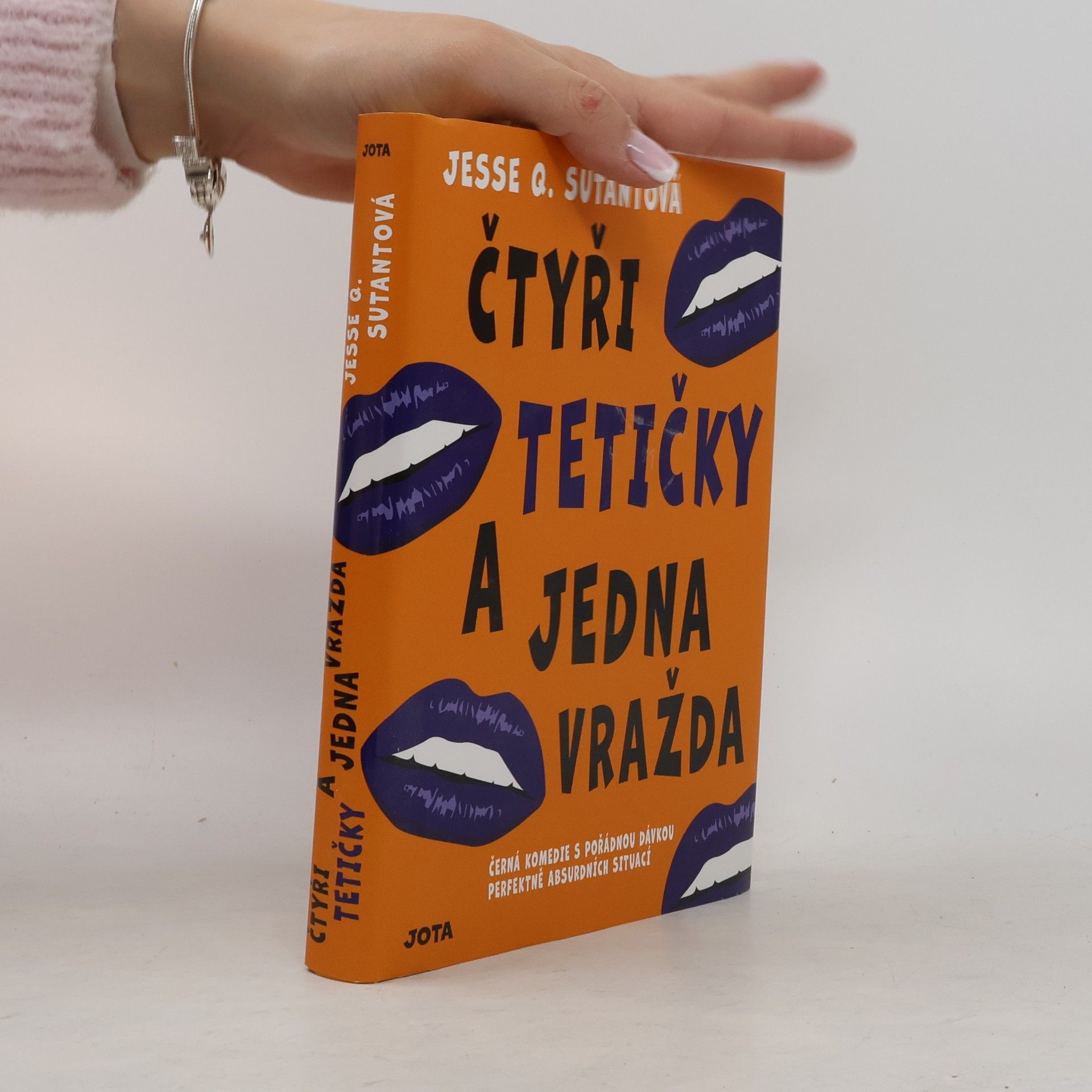 Jesse Q. Sutanto Čtyři tetičky a jedna vražda