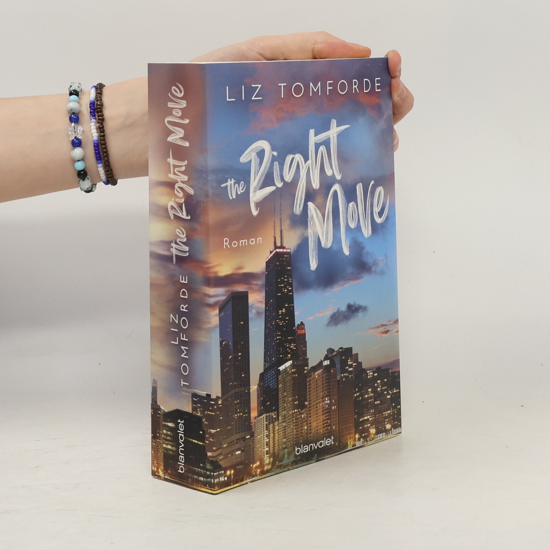 Liz Tomforde The Right Move