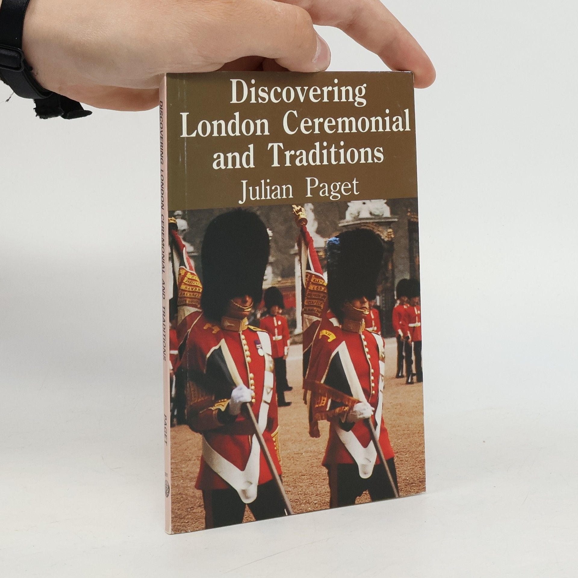 Discovering London Ceremonial and Traditions
