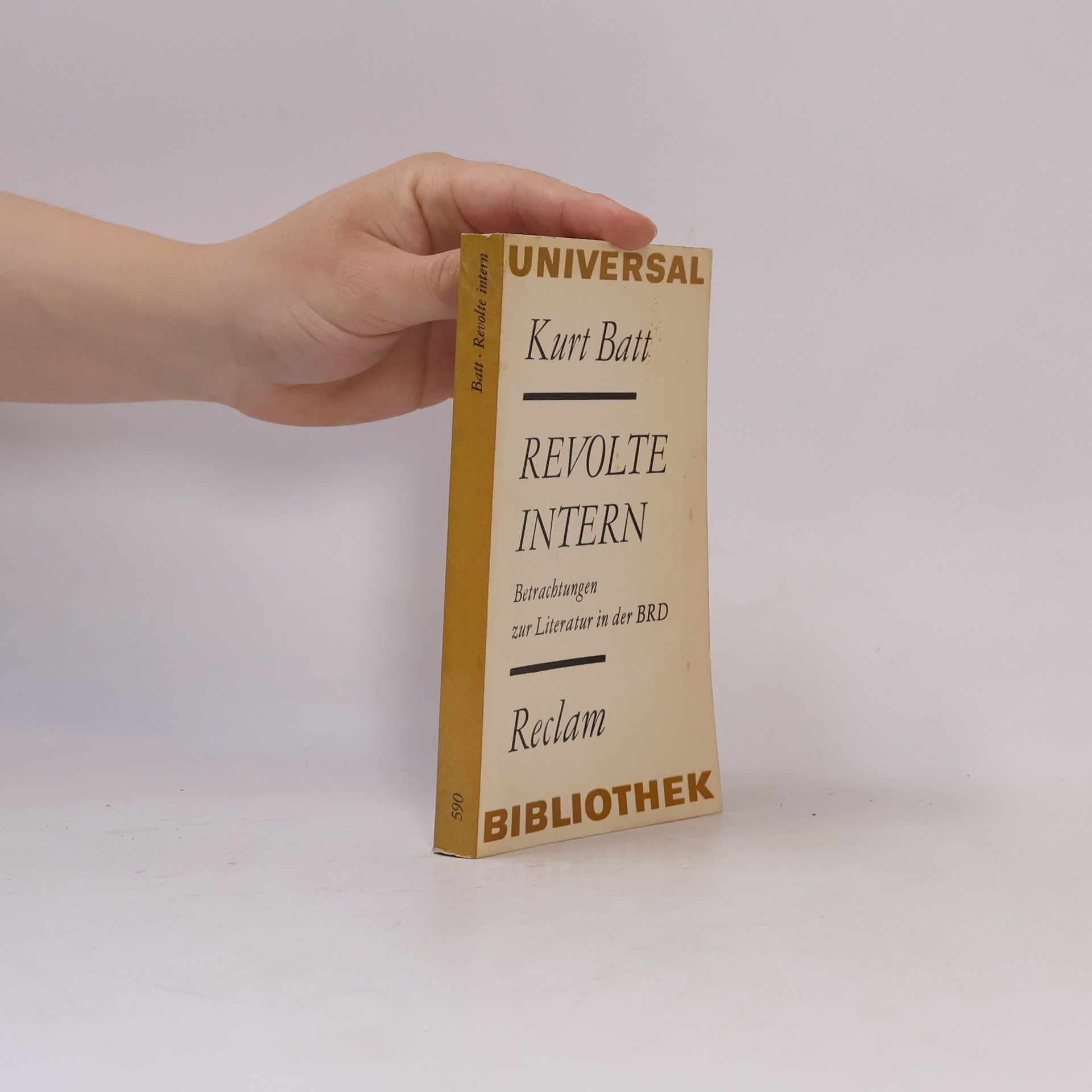Kurt Batt Revolte Intern