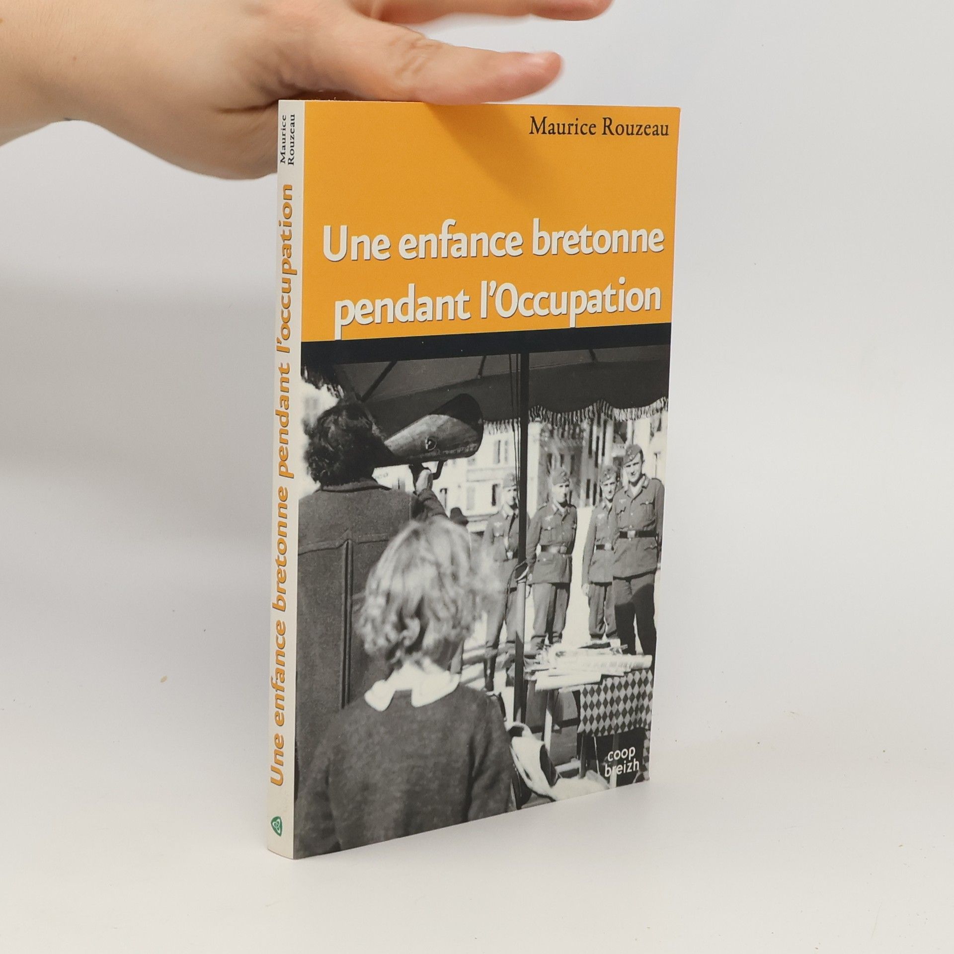 Maurice Rouzeau Une enfance bretonne pendant l'Occupation