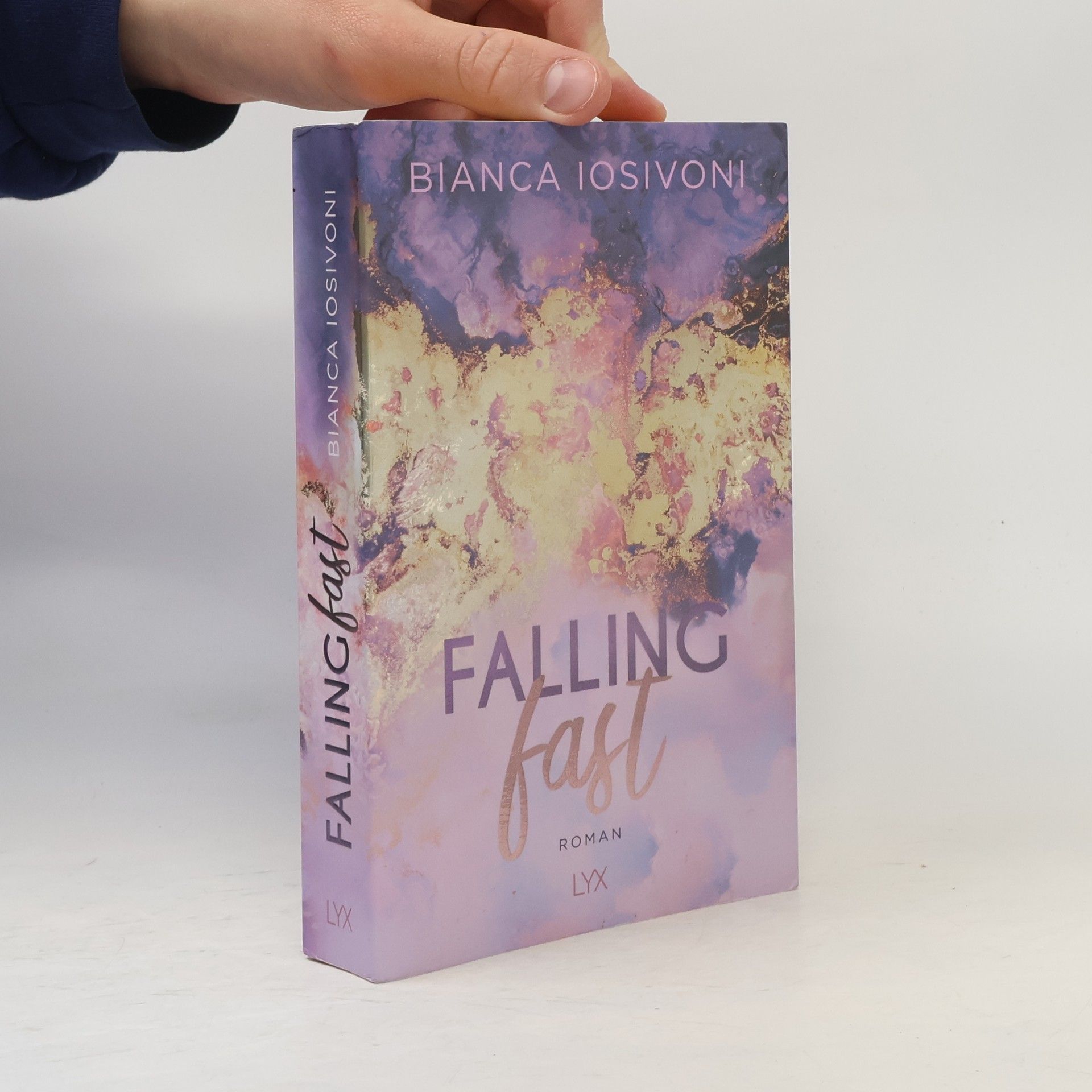 Bianca Iosivoni Falling fast