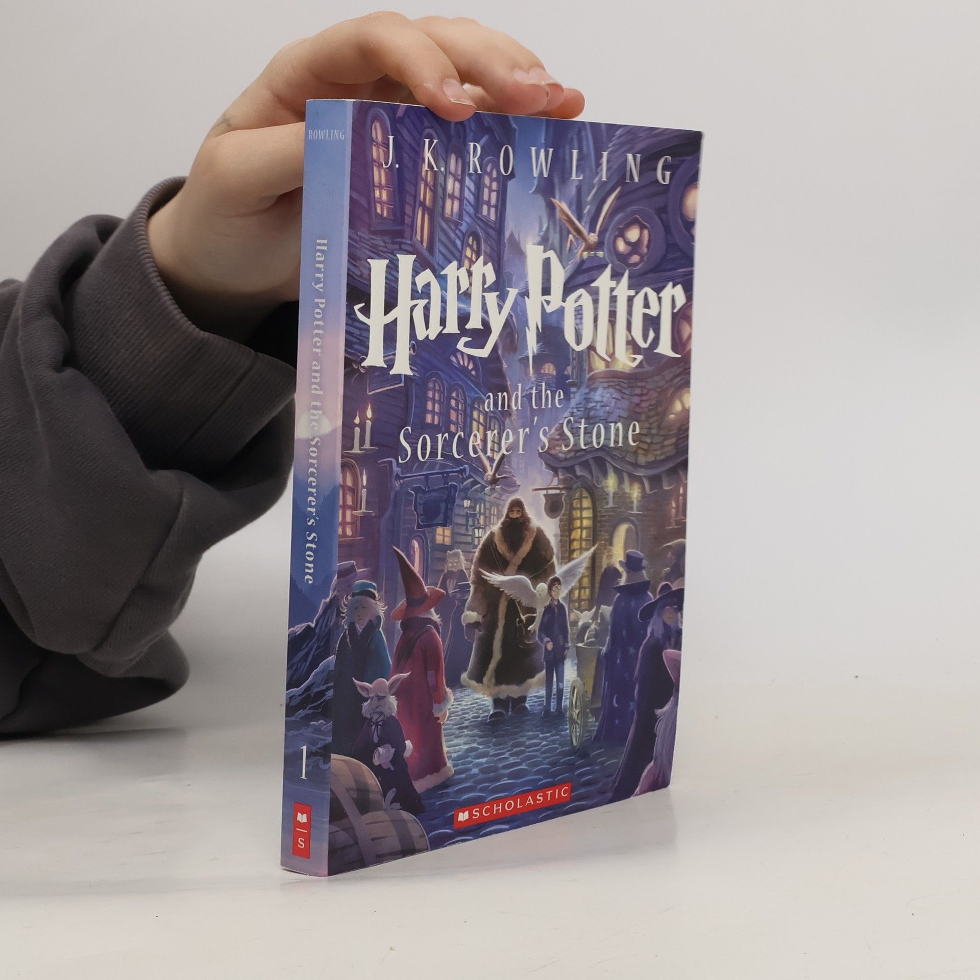 Joanne K. Rowling Harry Potter and the Sorcerer's Stone