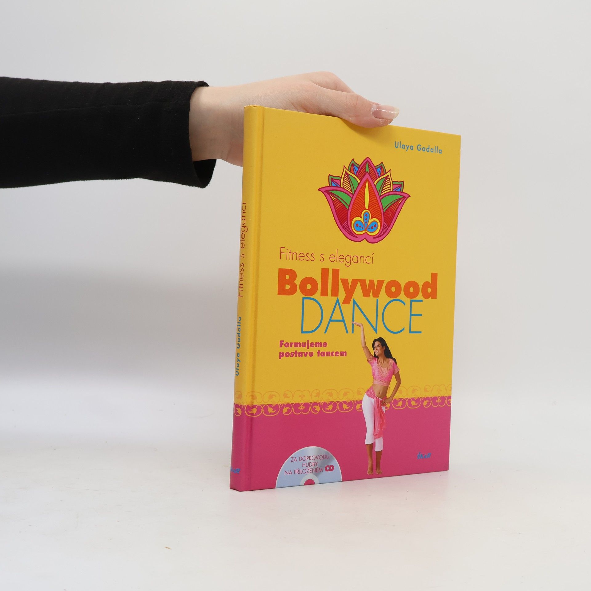 Ulaya Gadalla Bollywood Dance