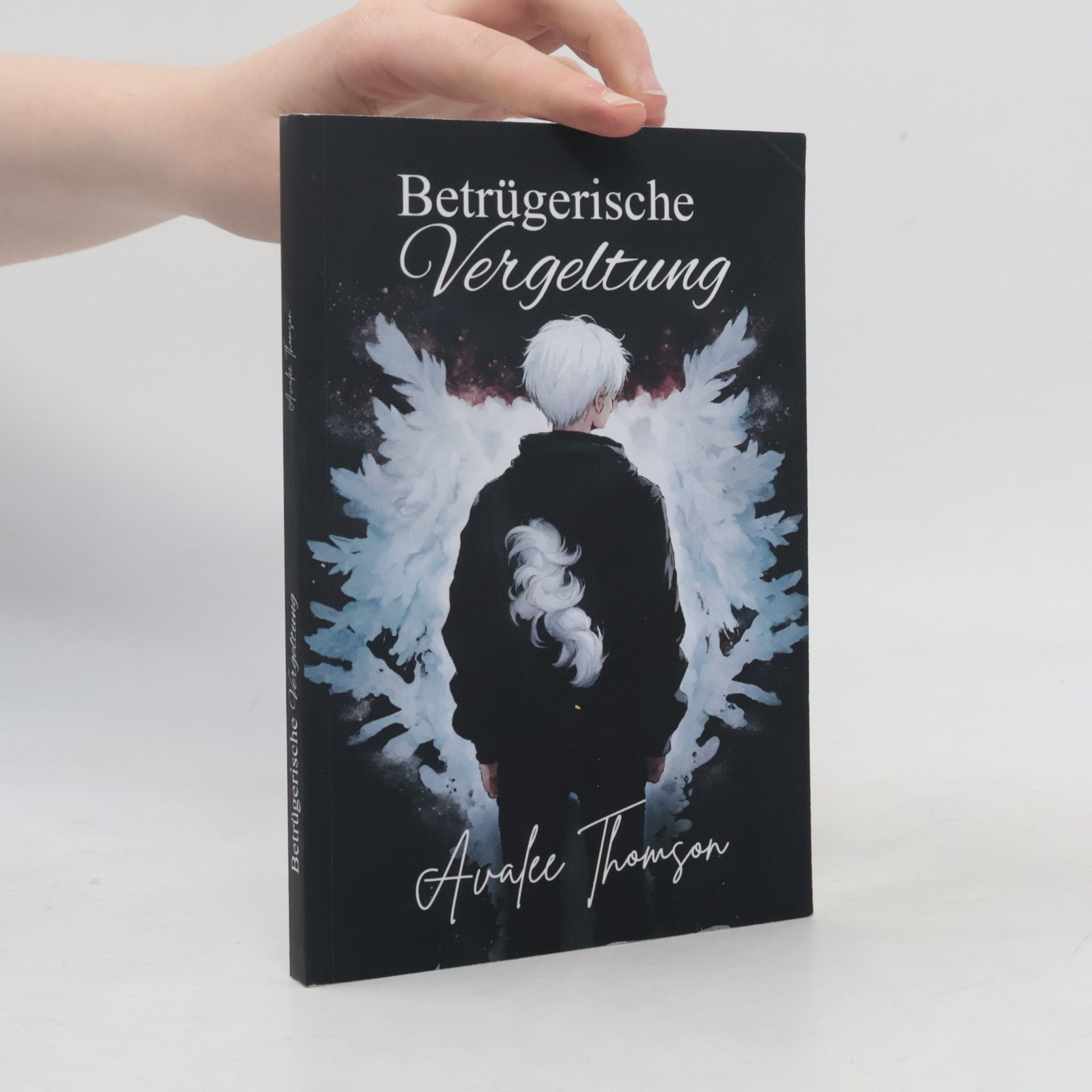 Avalee Thomson Betrügerische Vergeltung