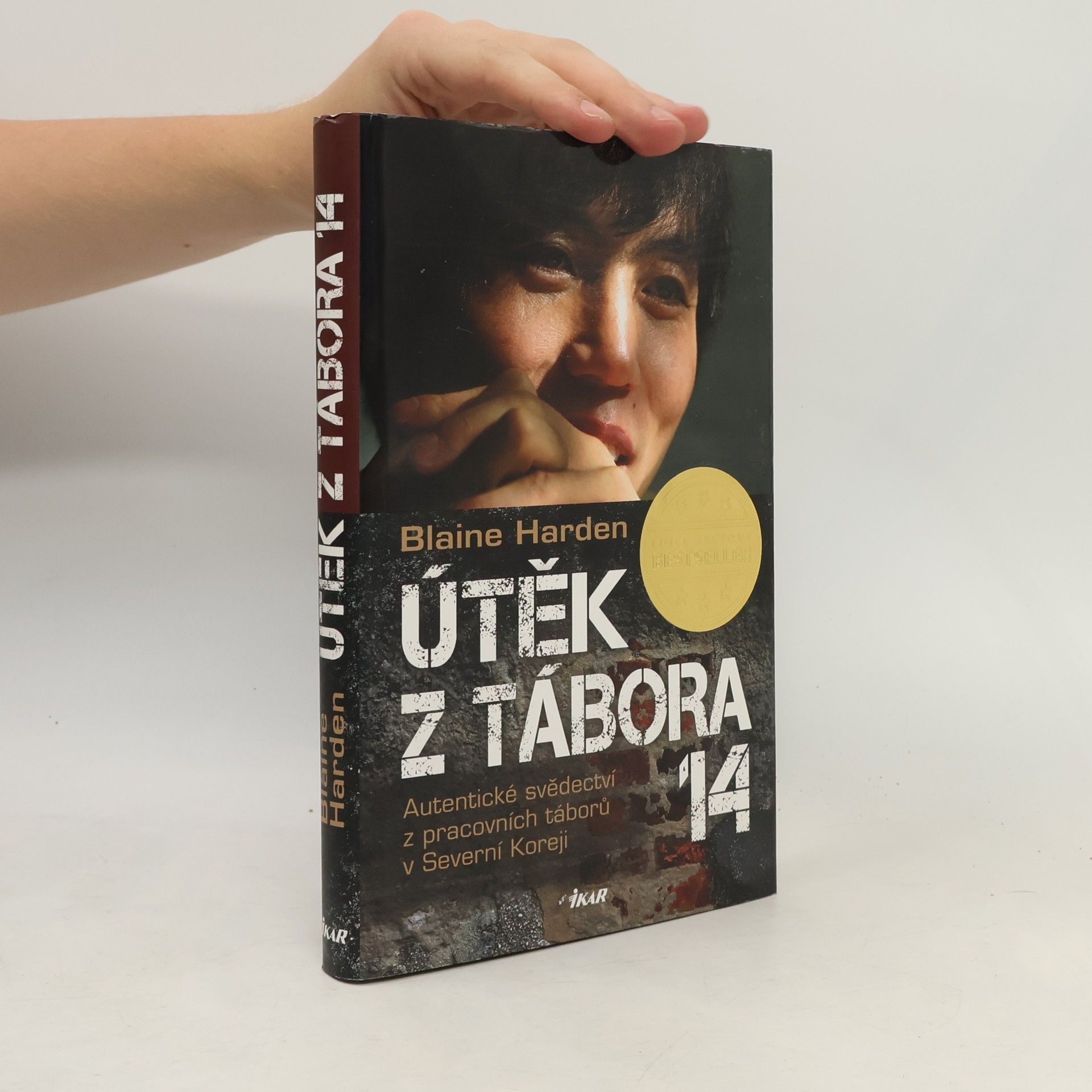 Blaine Harden Útěk z Tábora 14
