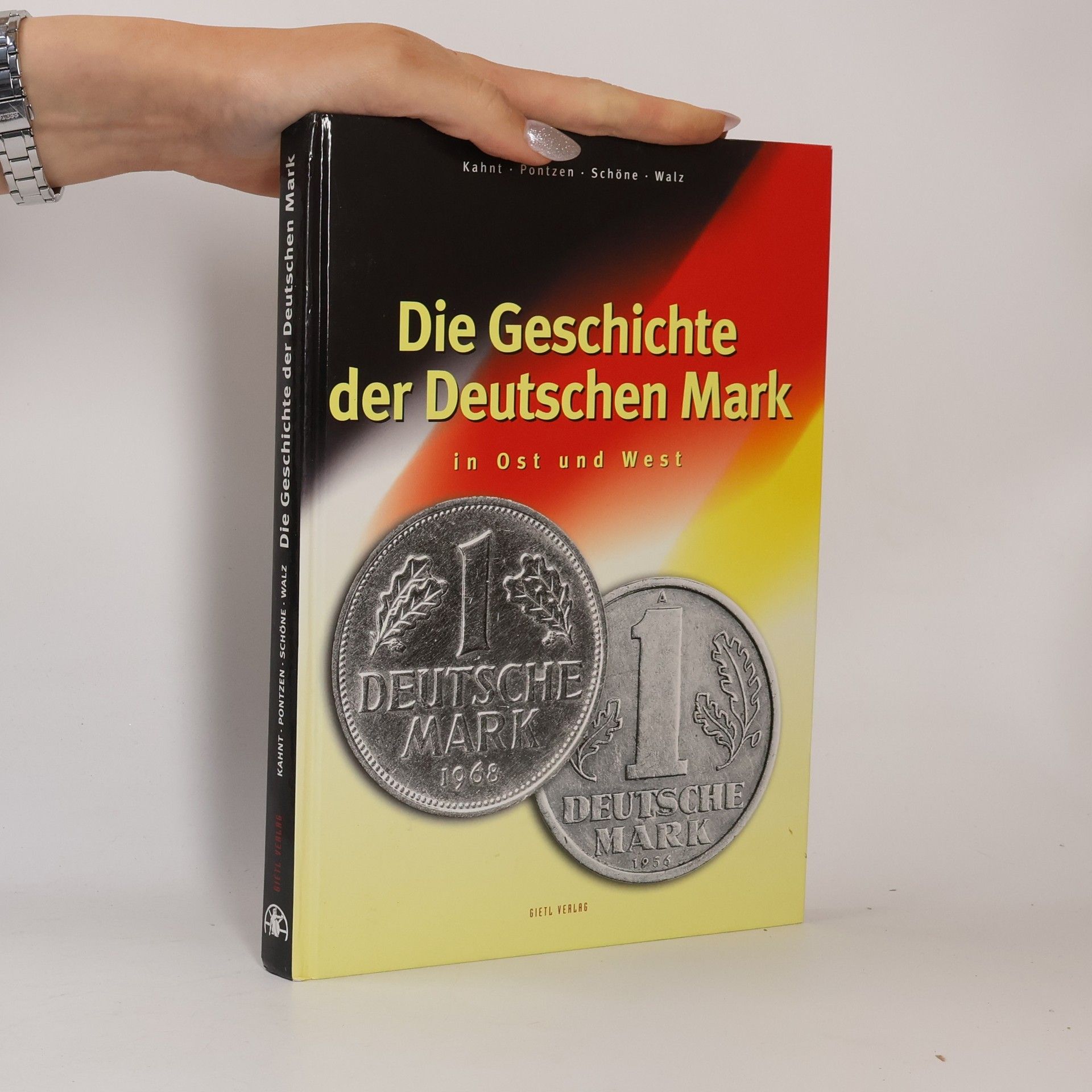 Die Geschichte der Deutschen Mark in Ost und West