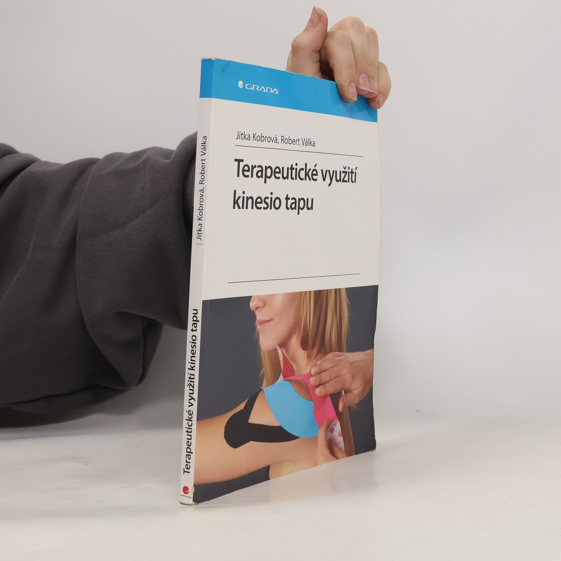 Robert Válka Terapeutické využití kinesio tapu