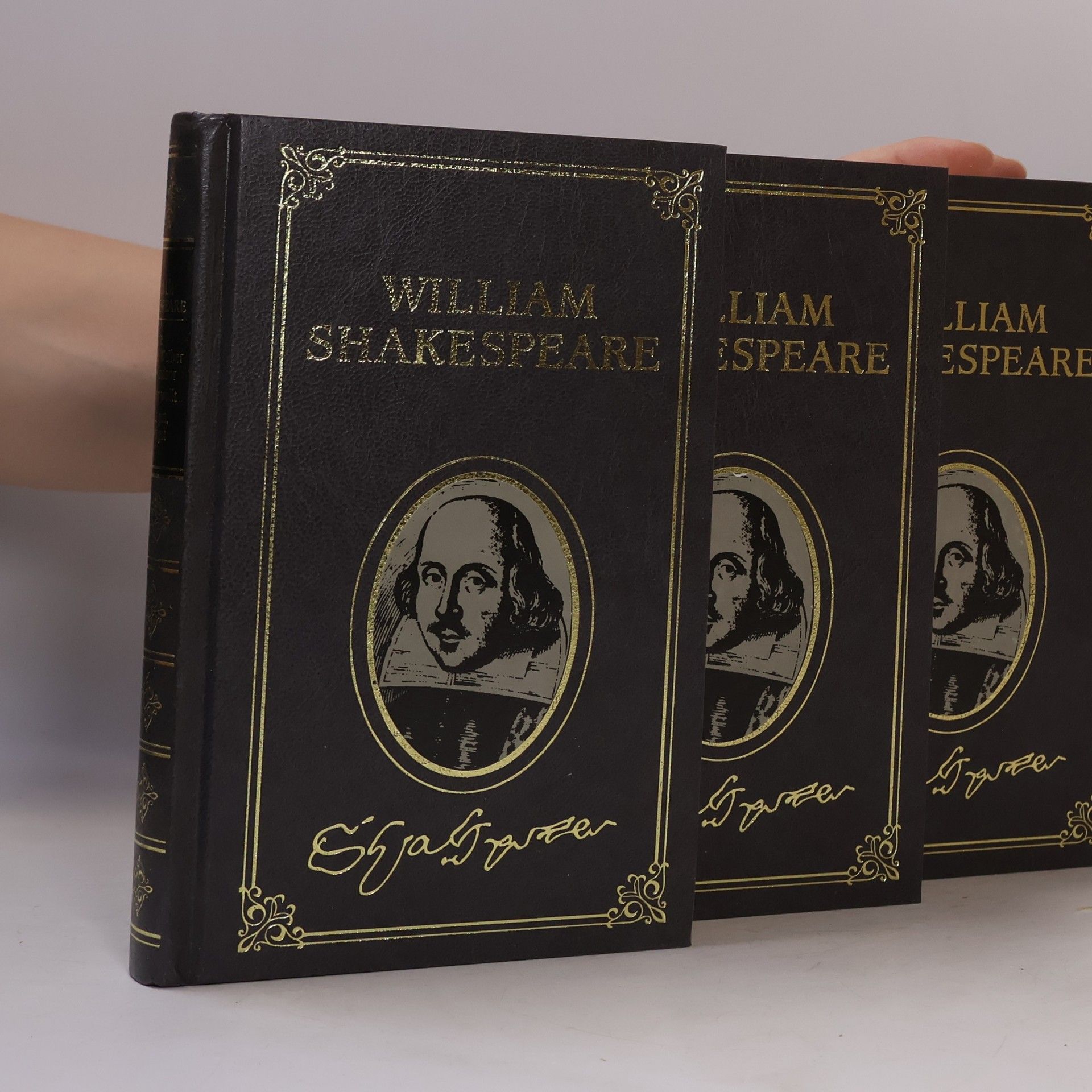 William Shakespeare William Shakespeare 1-4