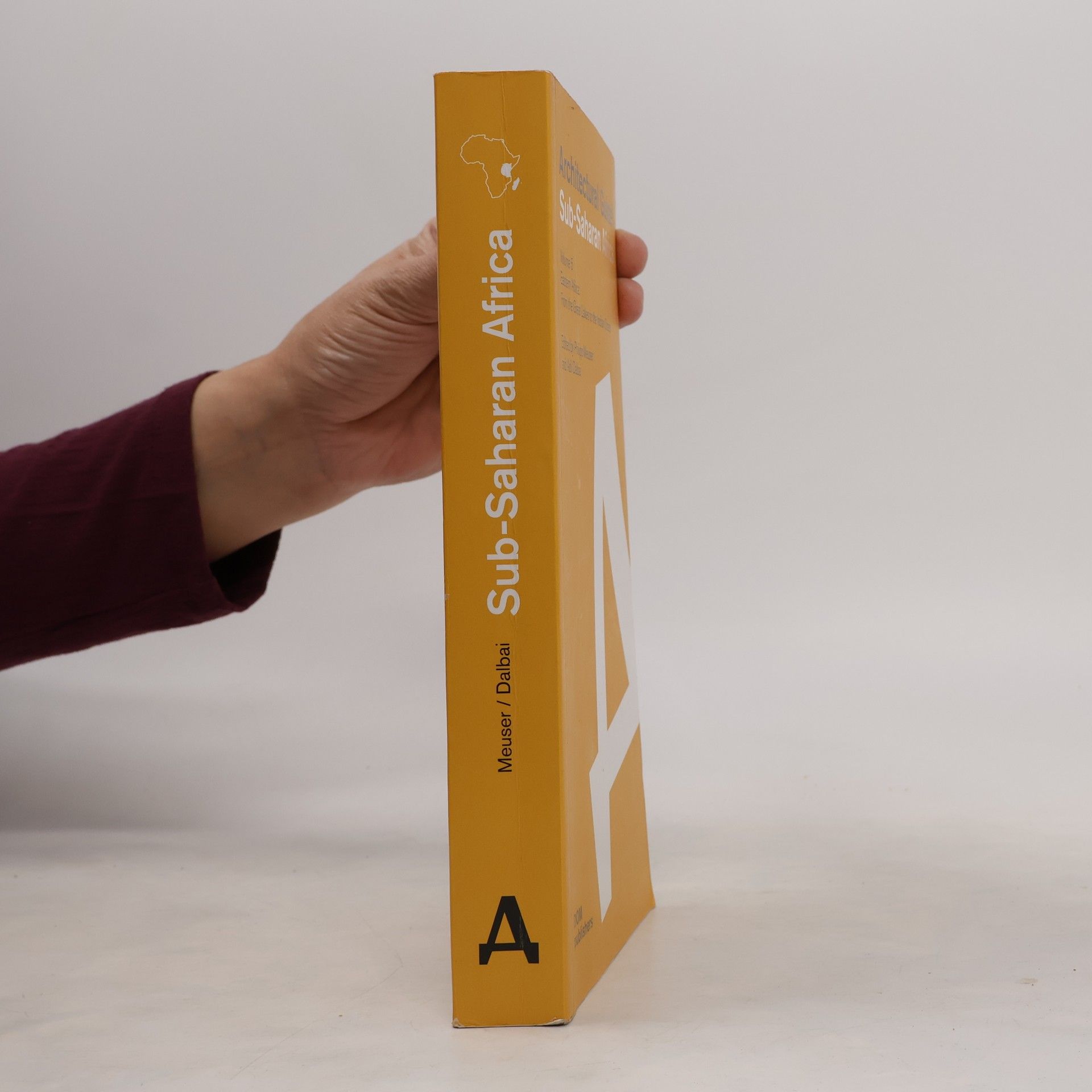 Philipp Meuser Sub-Saharan Africa. Architectural Guide Volume 5