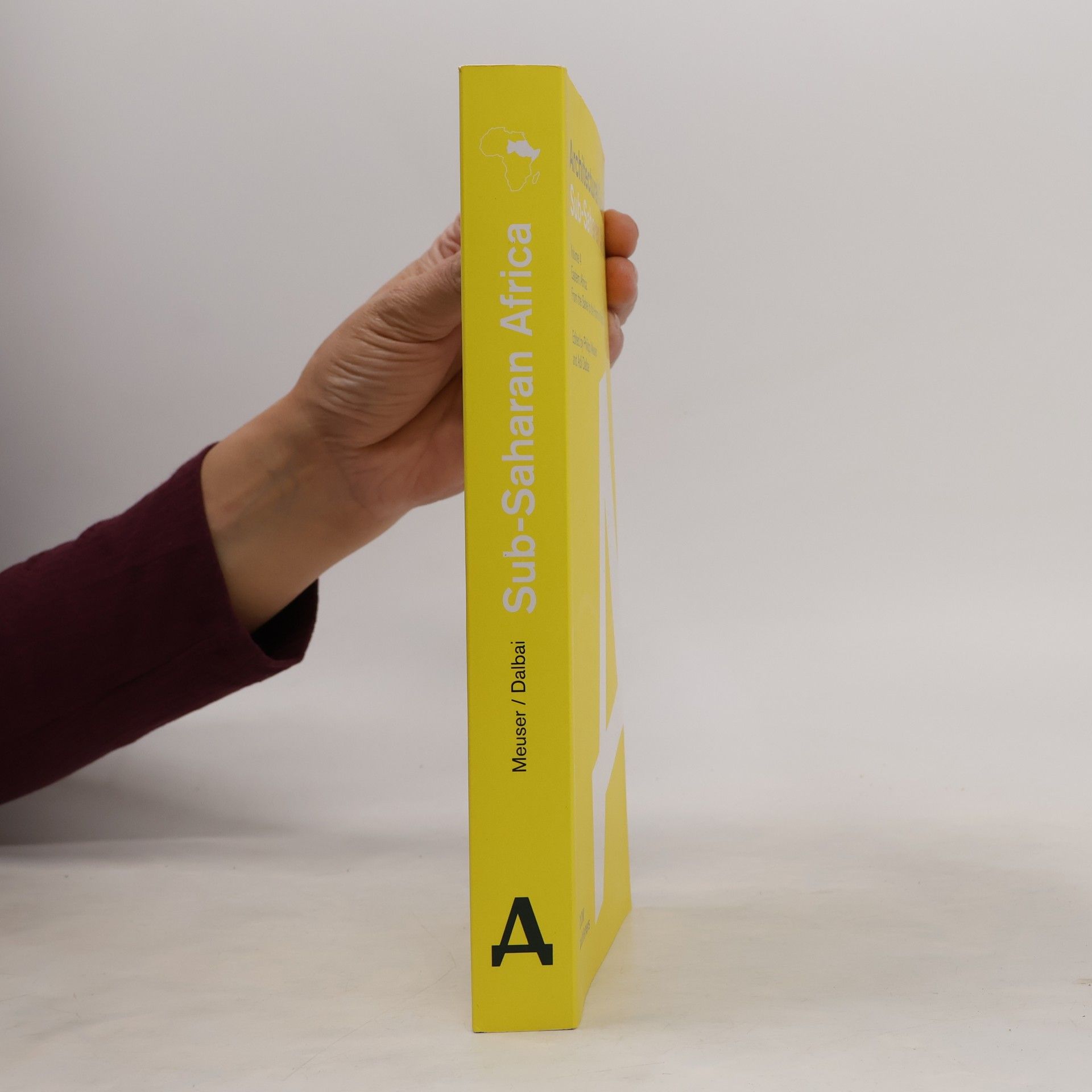 Philipp Meuser Sub-Saharan Africa. Architectural Guide Volume 4