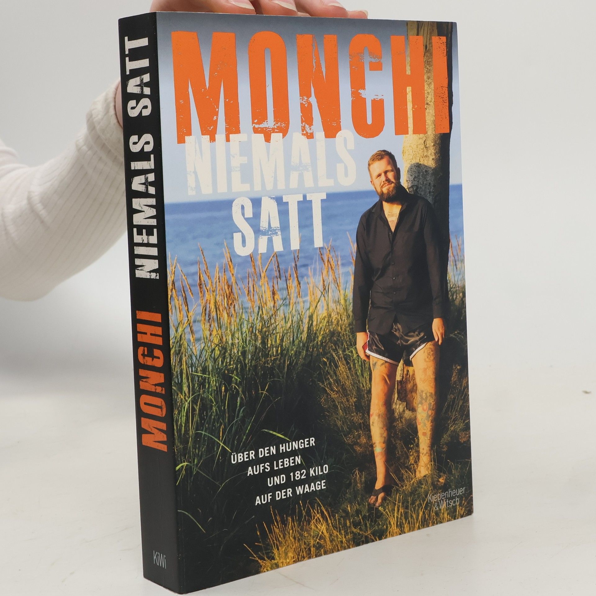 Monchi Niemals satt