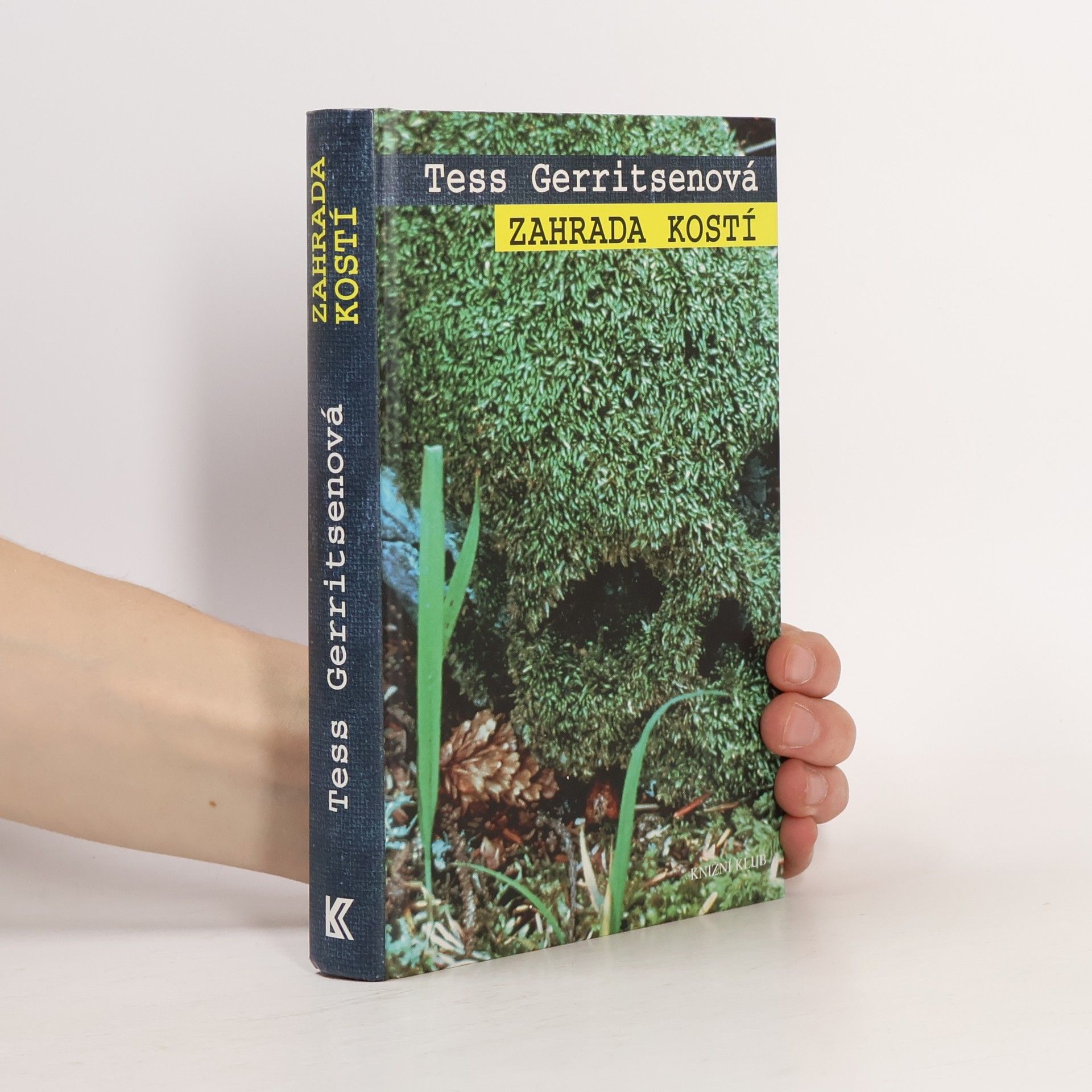 Tess Gerritsen Zahrada kostí