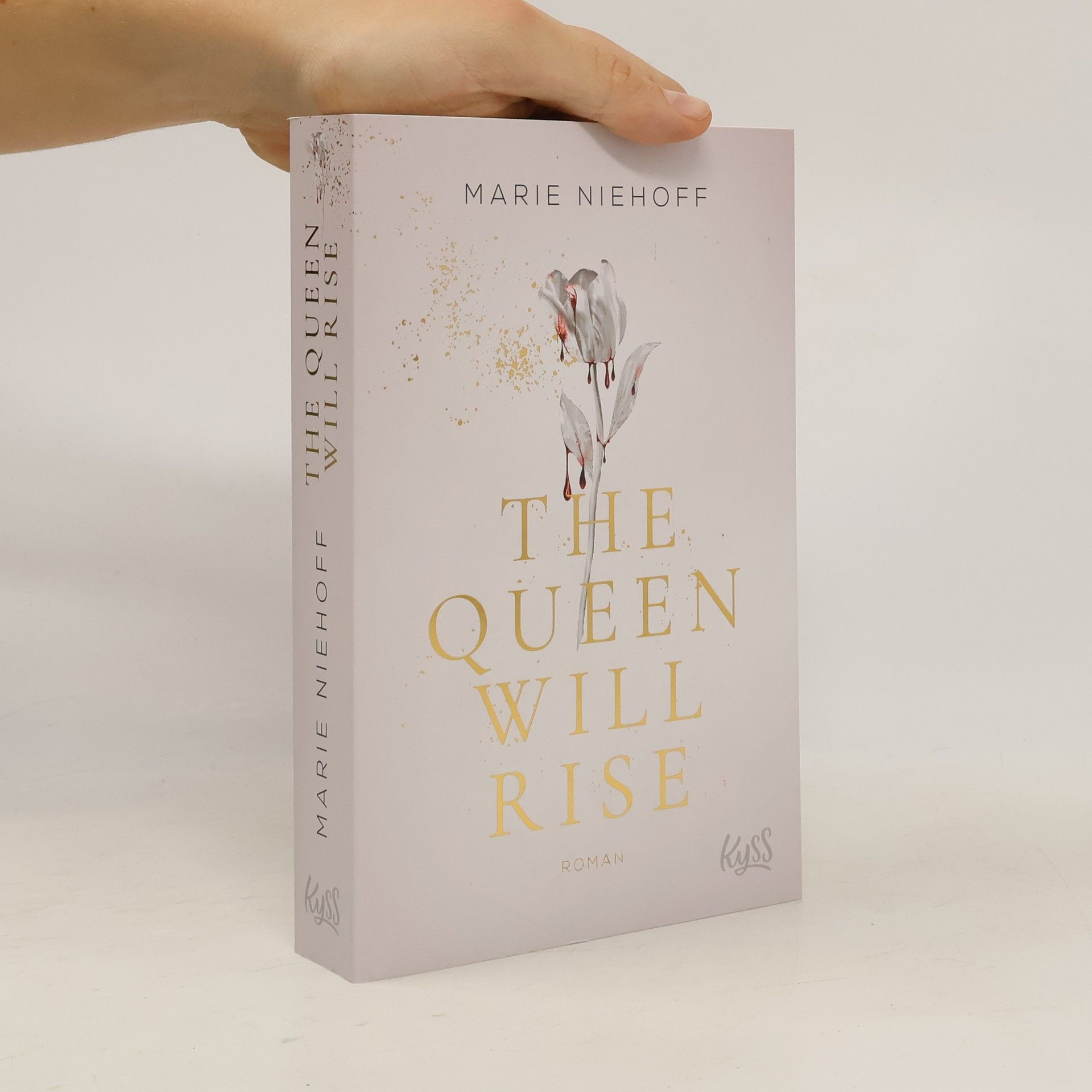 Marie Niehoff The Queen Will Rise