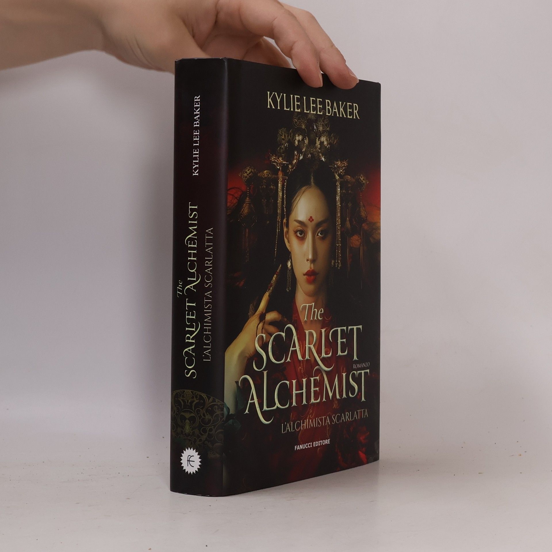 Kylie Lee Baker The Scarlet Alchemist. L'Alchimista Scarlatta