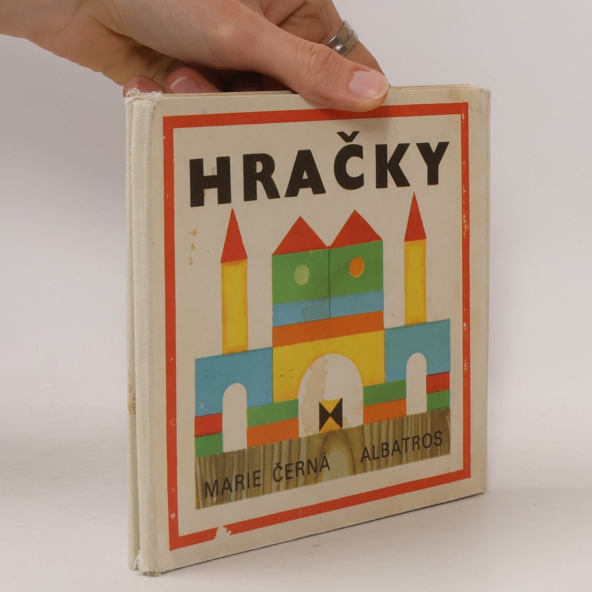 Marie Černá Hračky