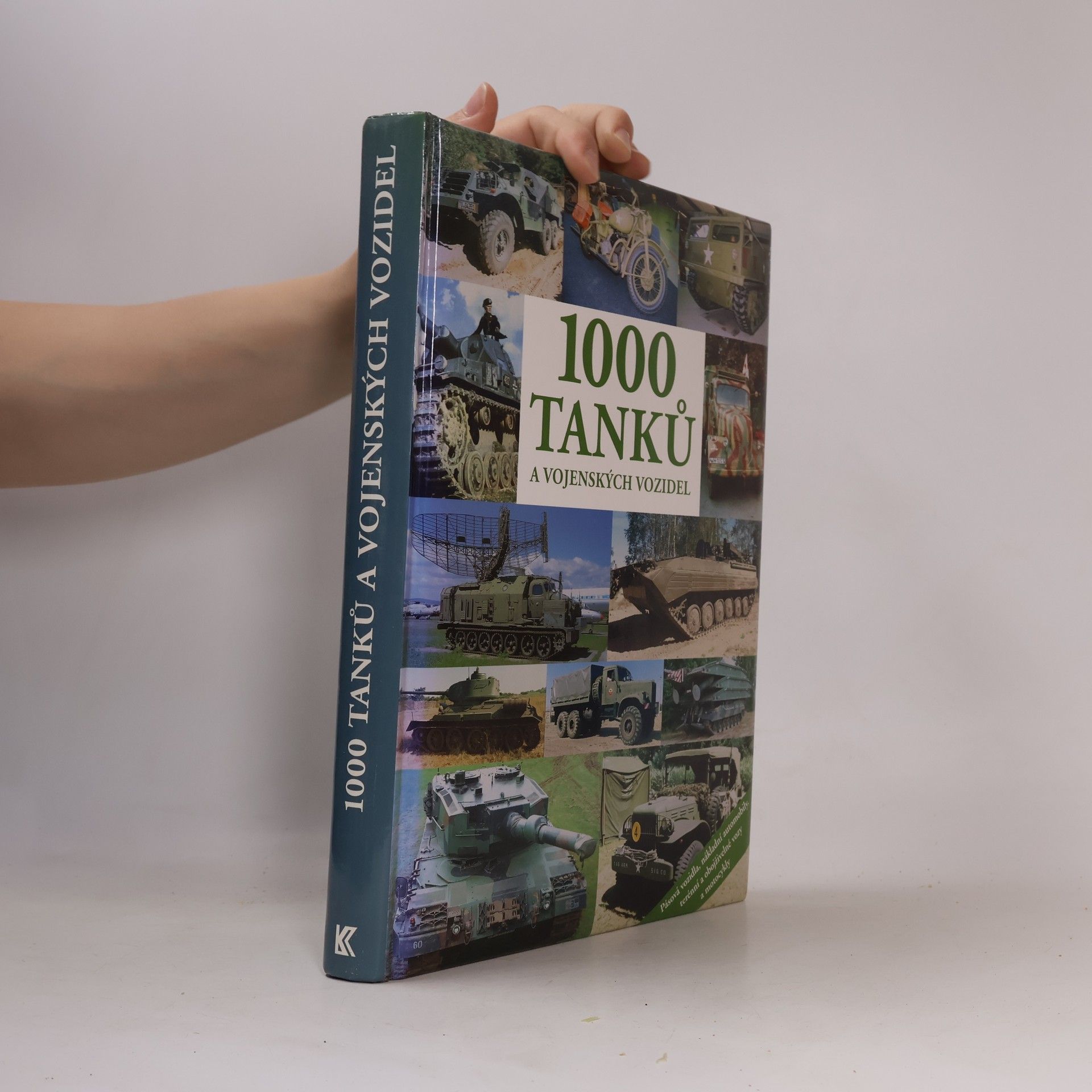 Wolfgang Fischer 1000 tanků a vojenských vozidel