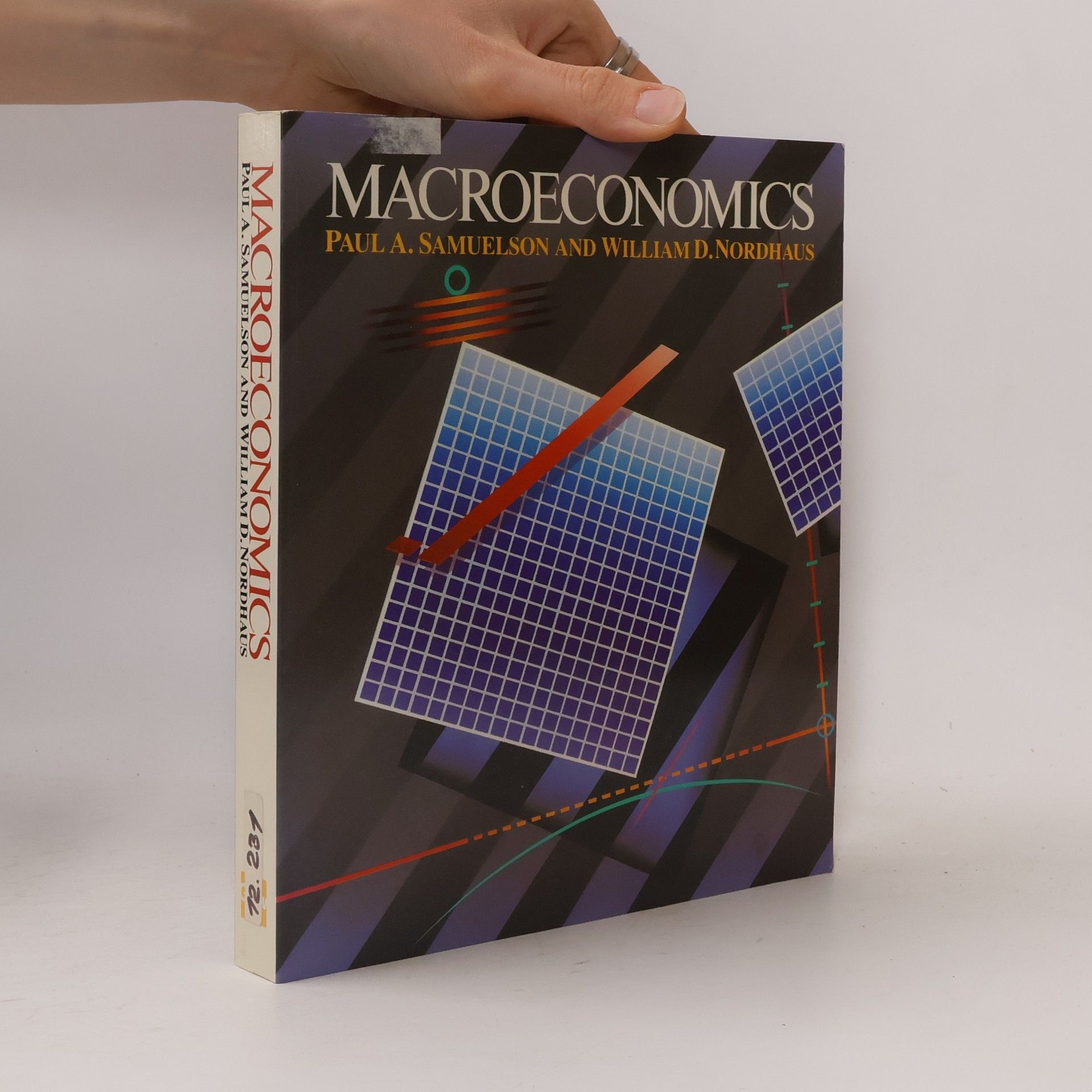 William D. Nordhaus Macroecononics : a version of econonocs