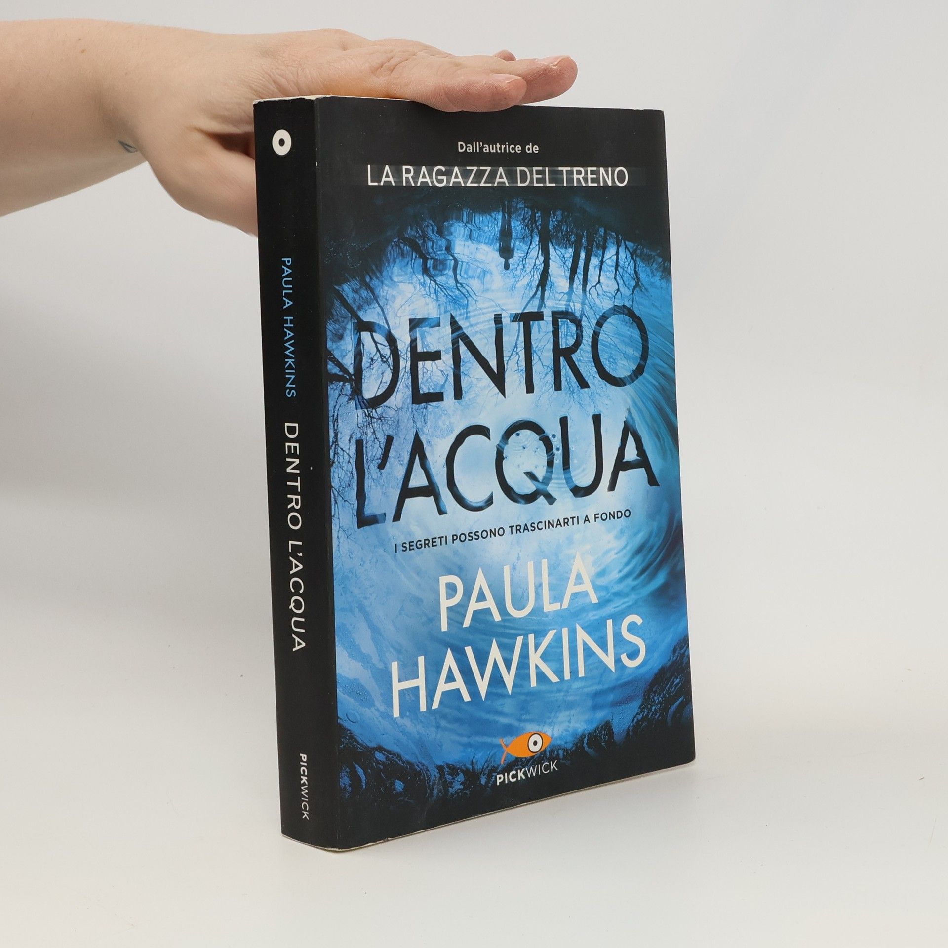 Paula Hawkins Dentro l’acqua
