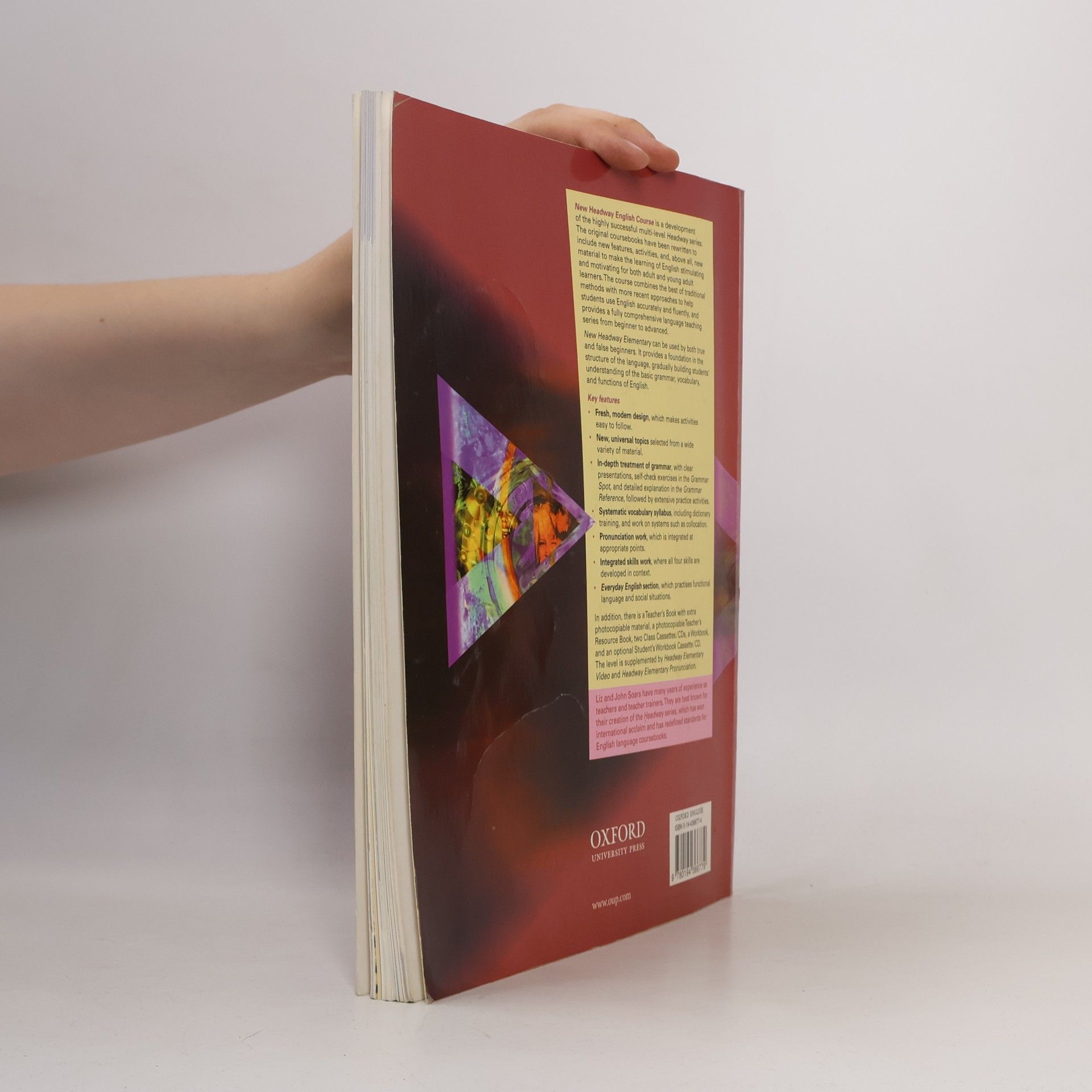 Liz Soars New Headway English Course. Elementary. Student's Book