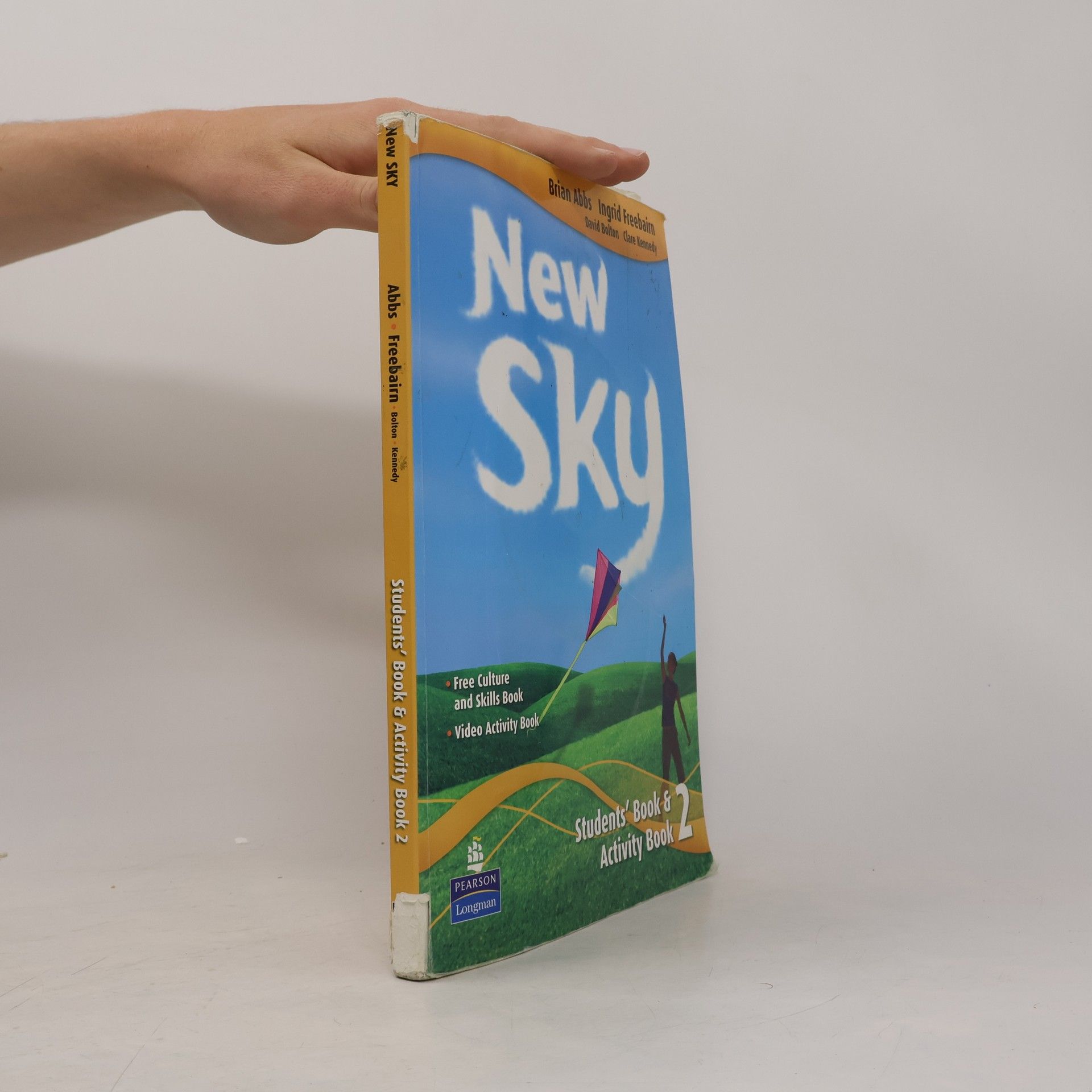 Ingrid Freebairn New Sky 2. Student´s Book & Activity Book