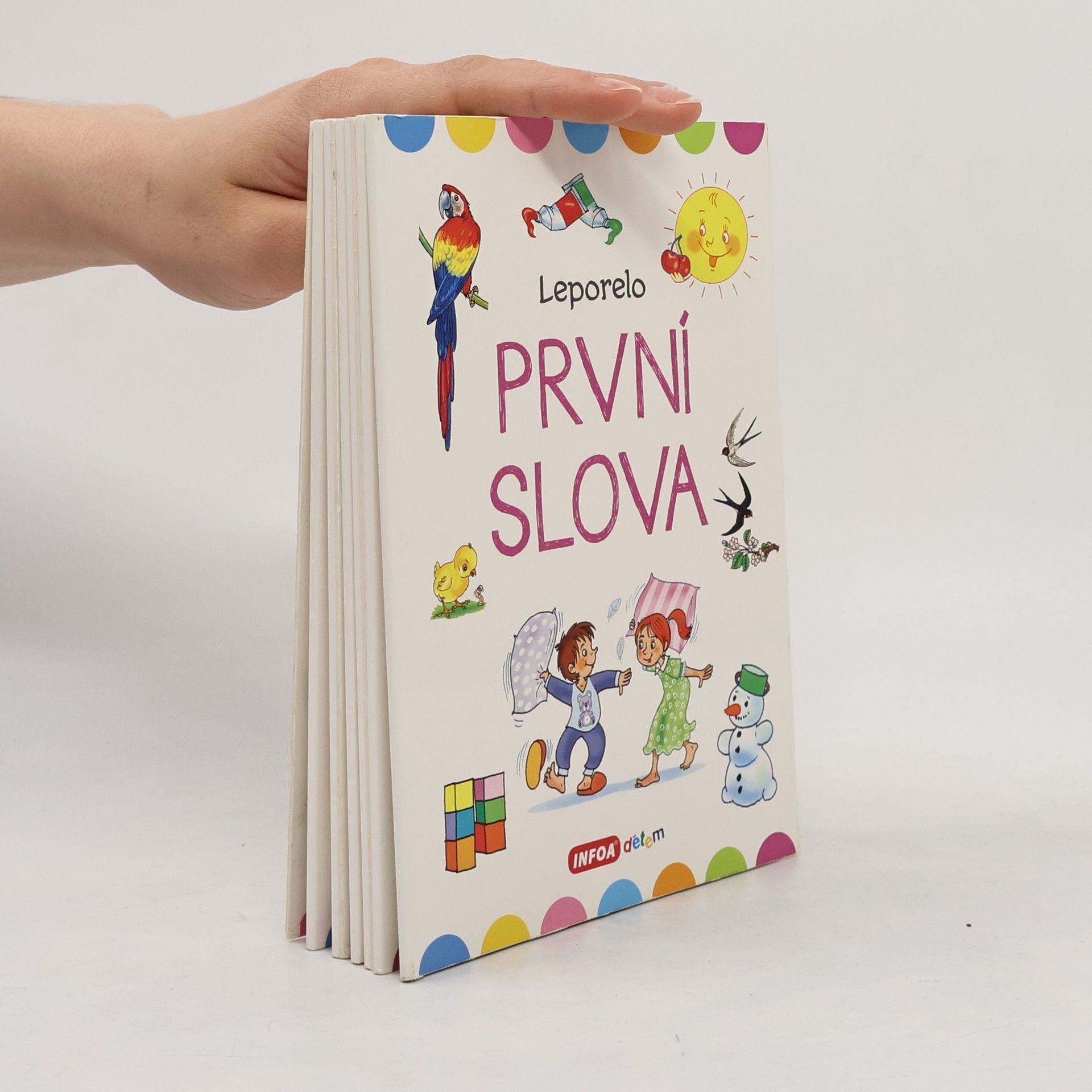 Infoa Velké leporelo - První slova