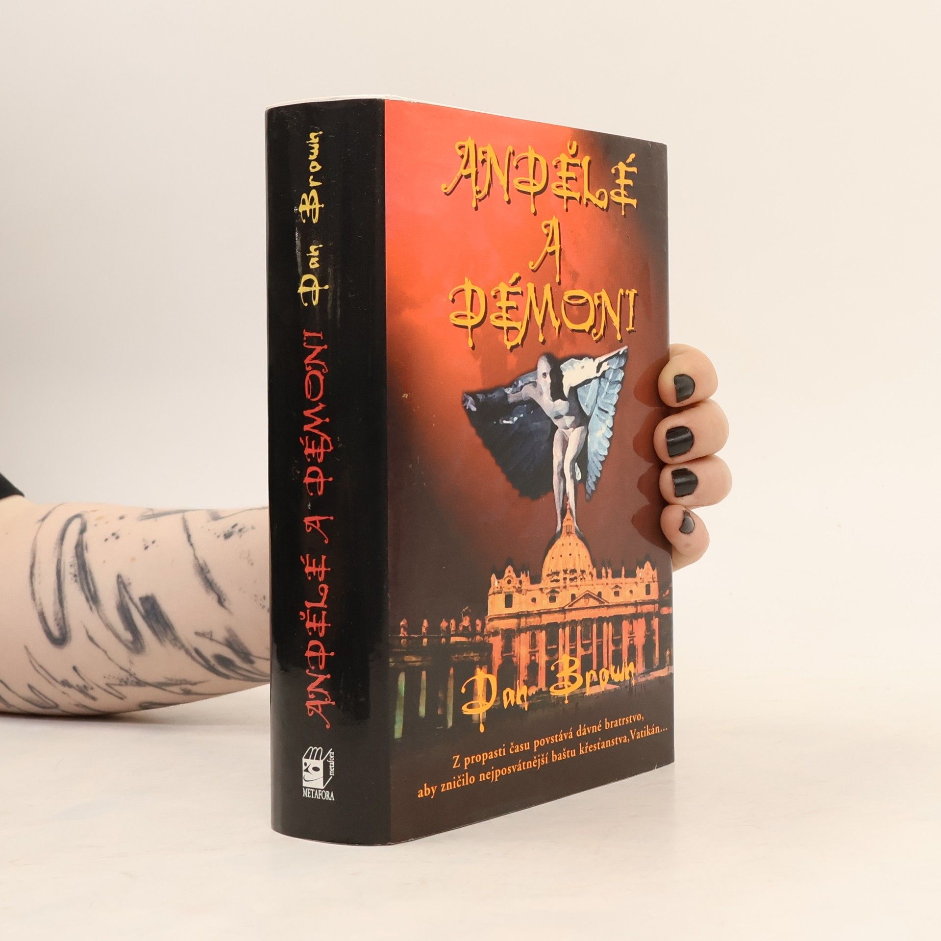 Dan Brown Andělé a démoni