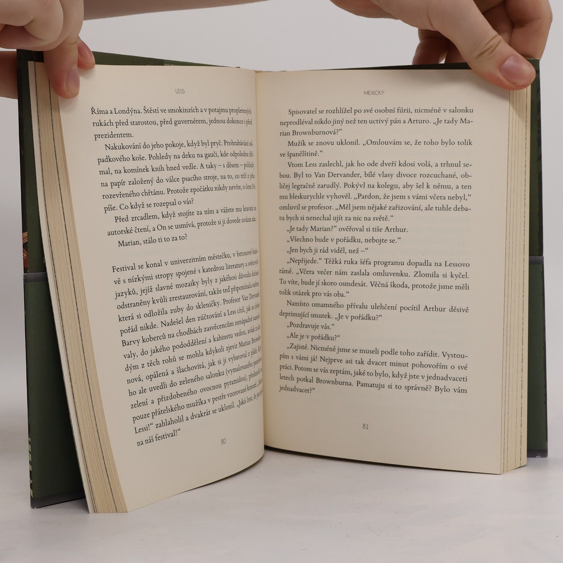 Andrew Sean Greer Less, aneb, Hledání ztraceného mládí