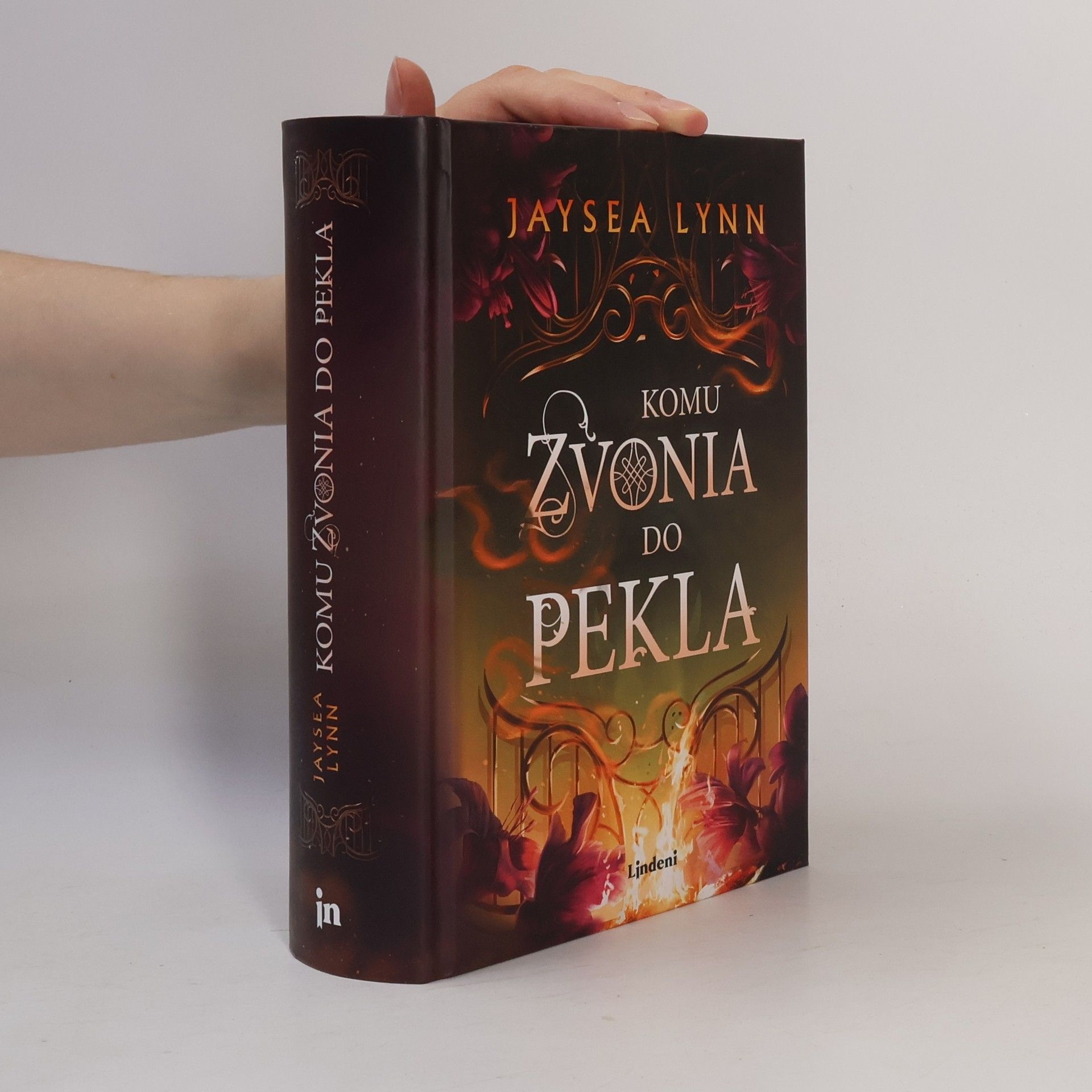 Jaysea Lynn Komu zvonia do pekla