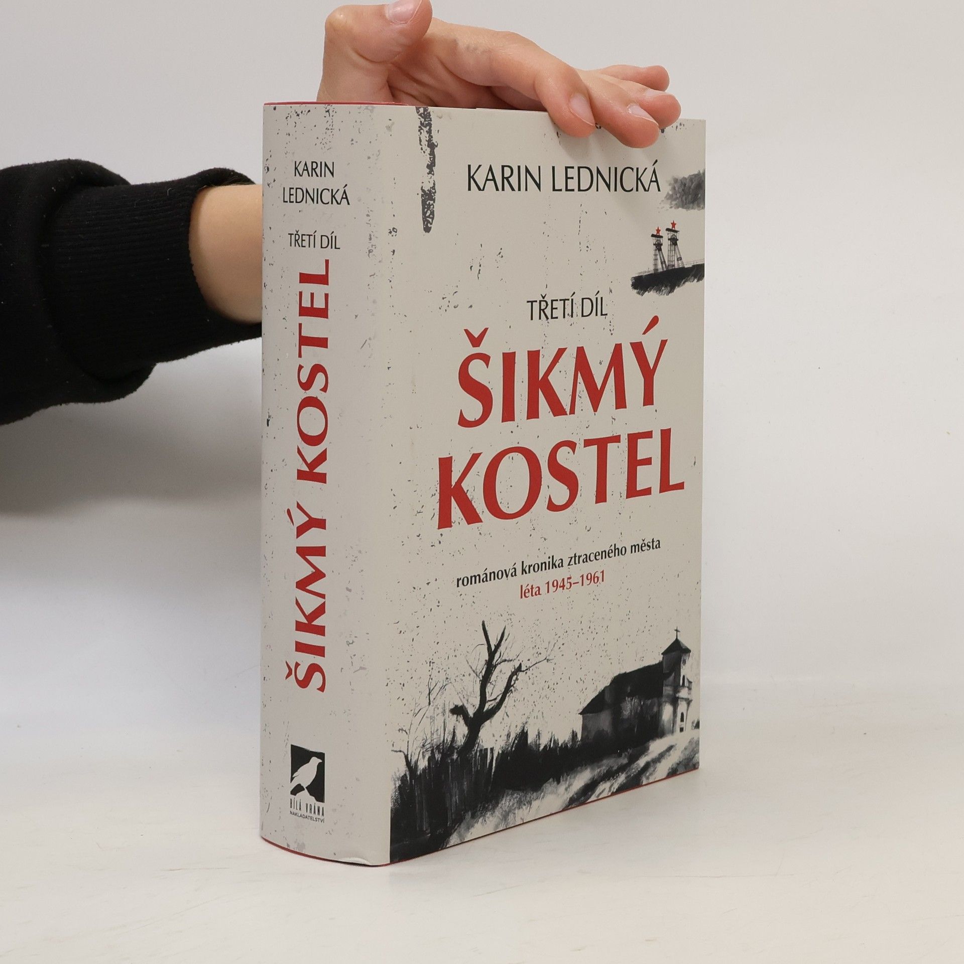 Karin Lednická Šikmý kostel 3