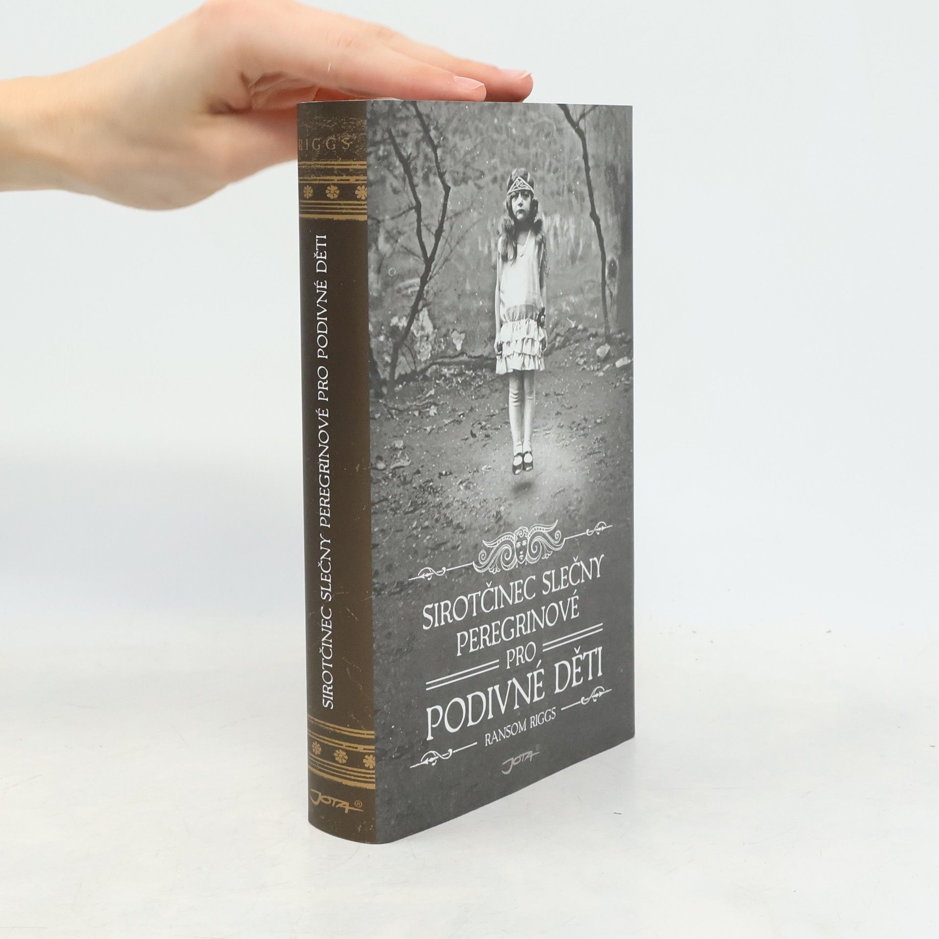 Ransom Riggs Sirotčinec slečny Peregrinové pro podivné děti