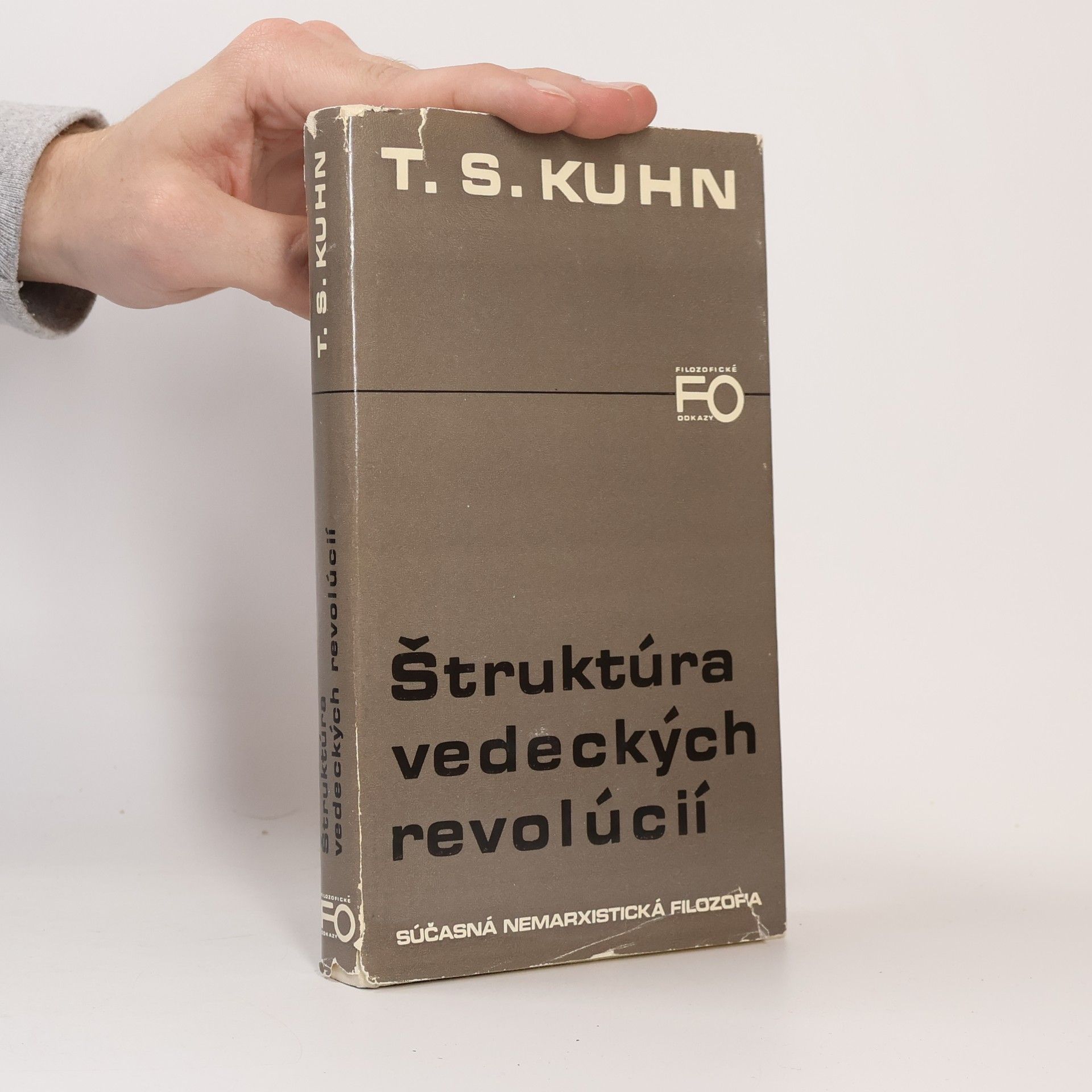 T. S. Kuhn Štruktúra vedeckých revolúcií