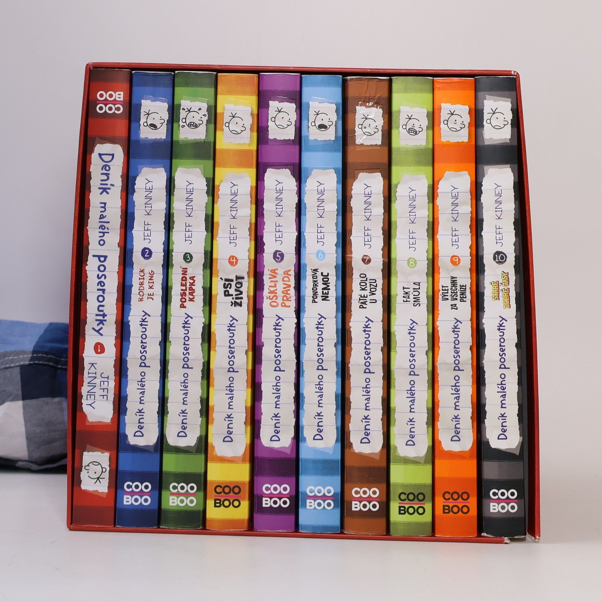 Jeff Kinney Deník malého poseroutky 1-10 (box)
