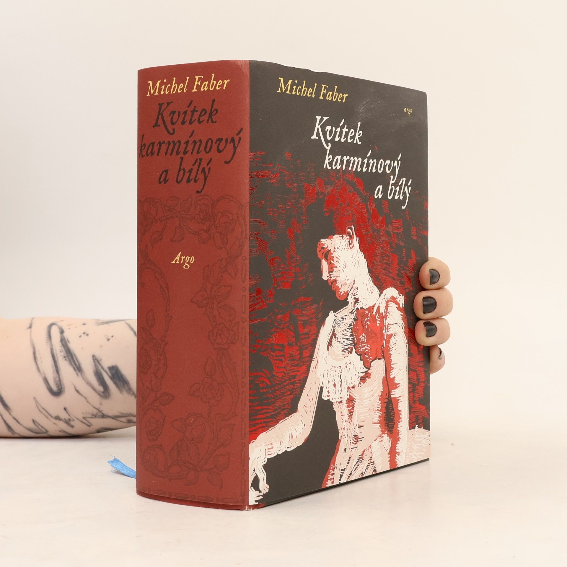 Michel Faber Kvítek karmínový a bílý